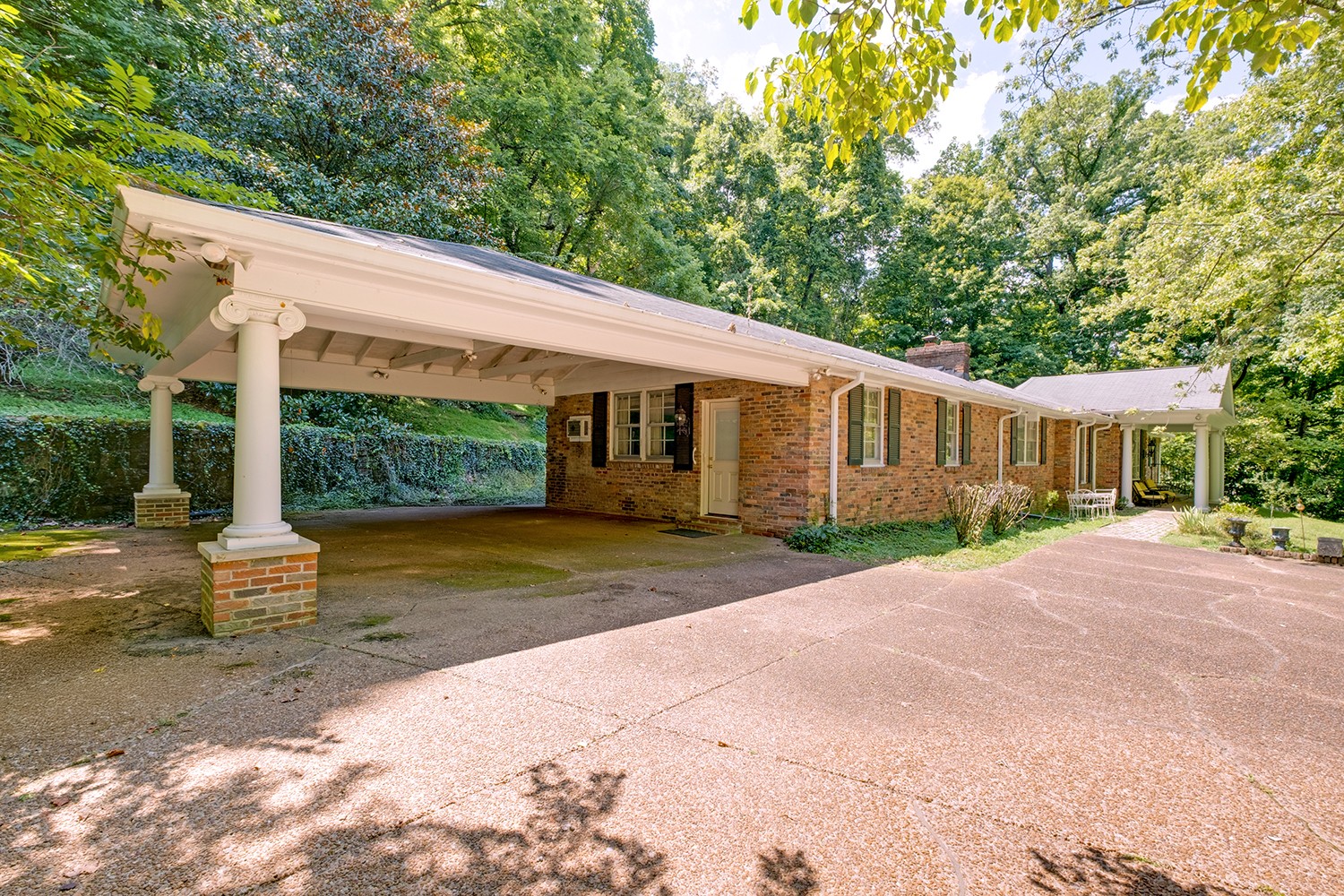 1155 Crater Hill Dr Property Photo 7