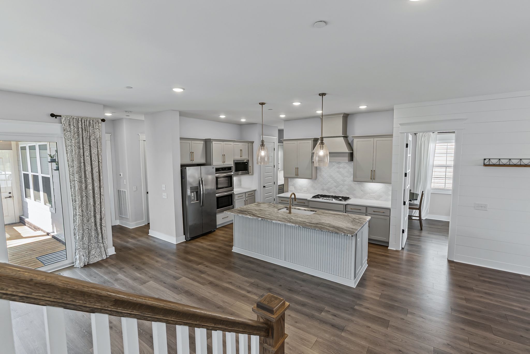 2195 Broadway St Property Photo 14