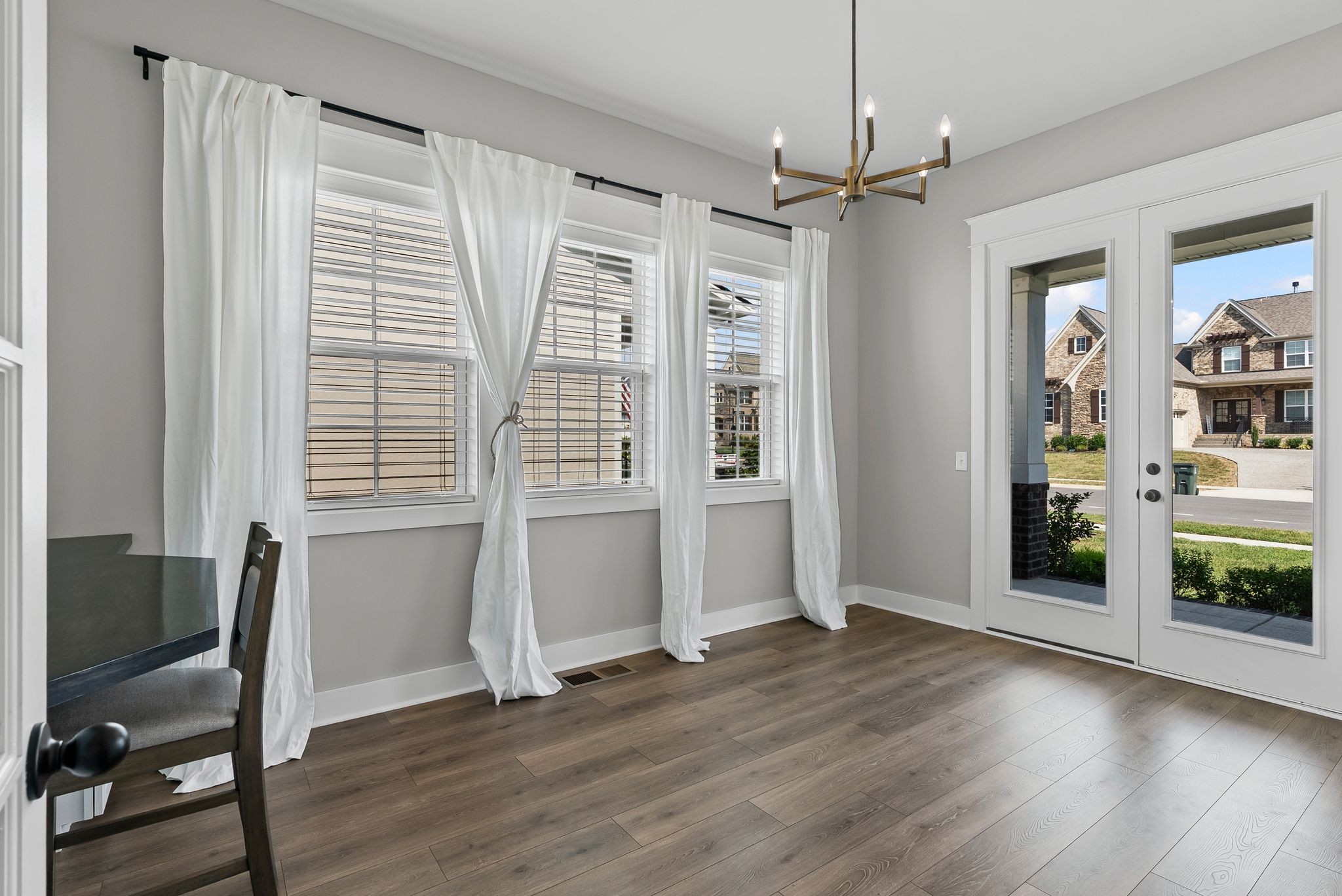 2195 Broadway St Property Photo 15