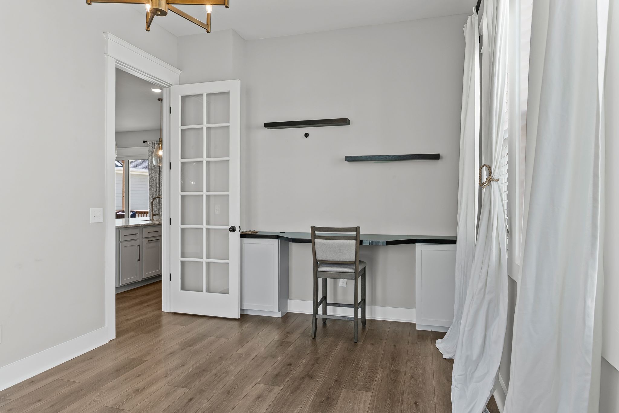 2195 Broadway St Property Photo 16