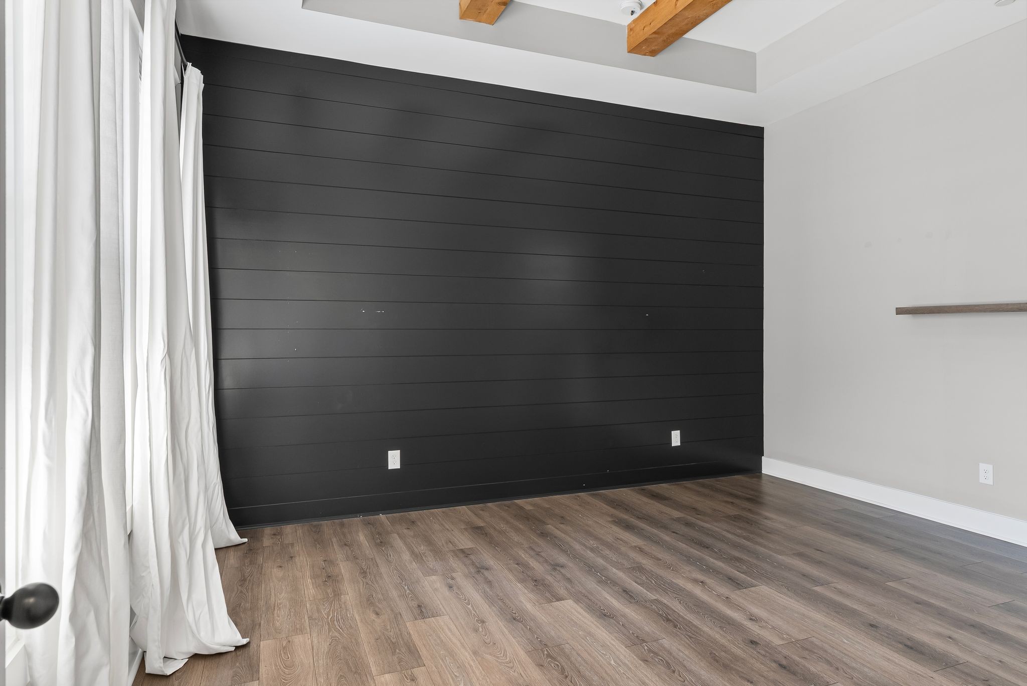 2195 Broadway St Property Photo 17