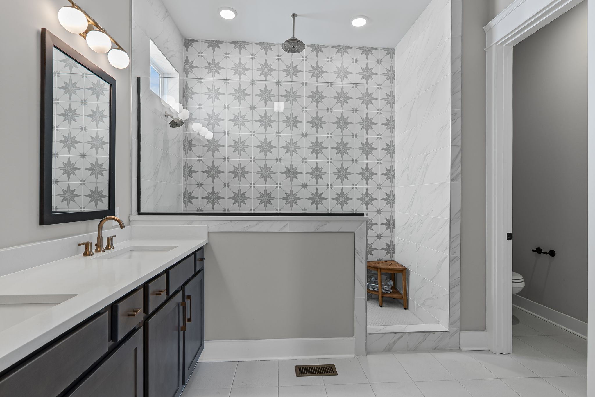 2195 Broadway St Property Photo 20