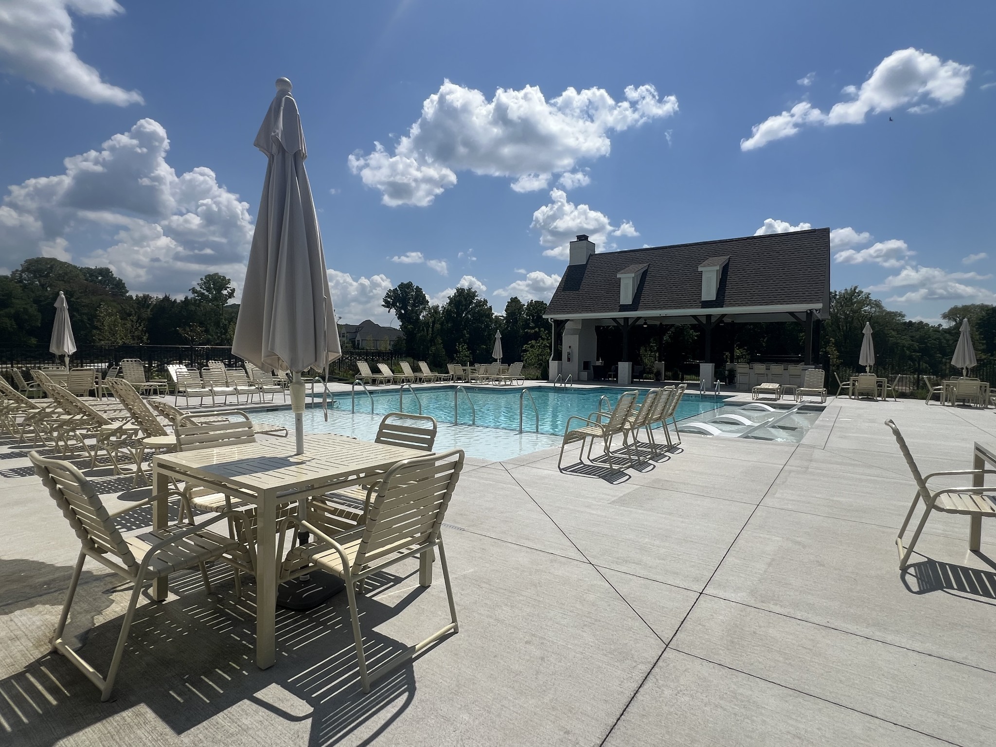 2195 Broadway St Property Photo 39