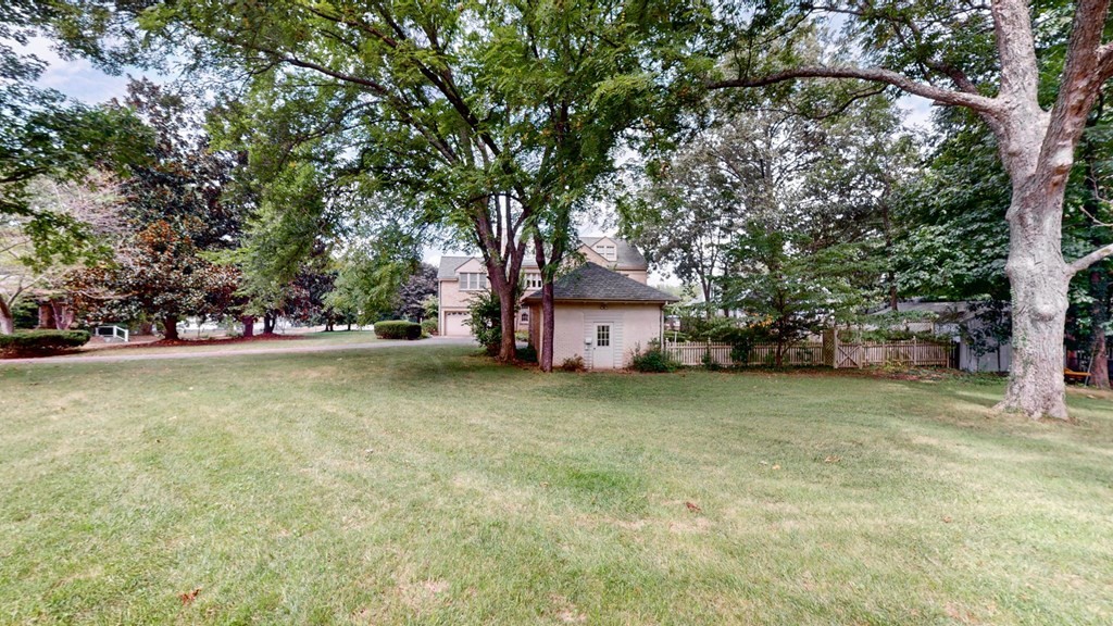 505 Walnut St Property Photo 23