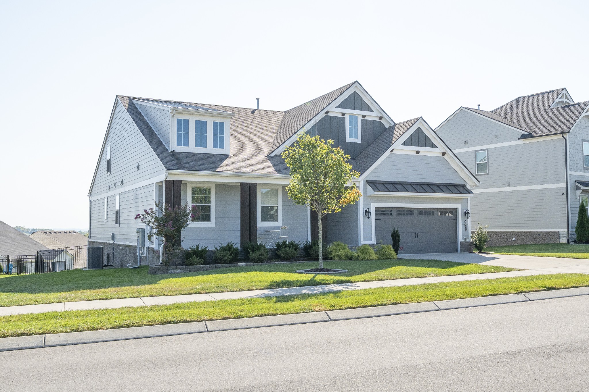 2069 Hedgelawn Dr Property Photo 5