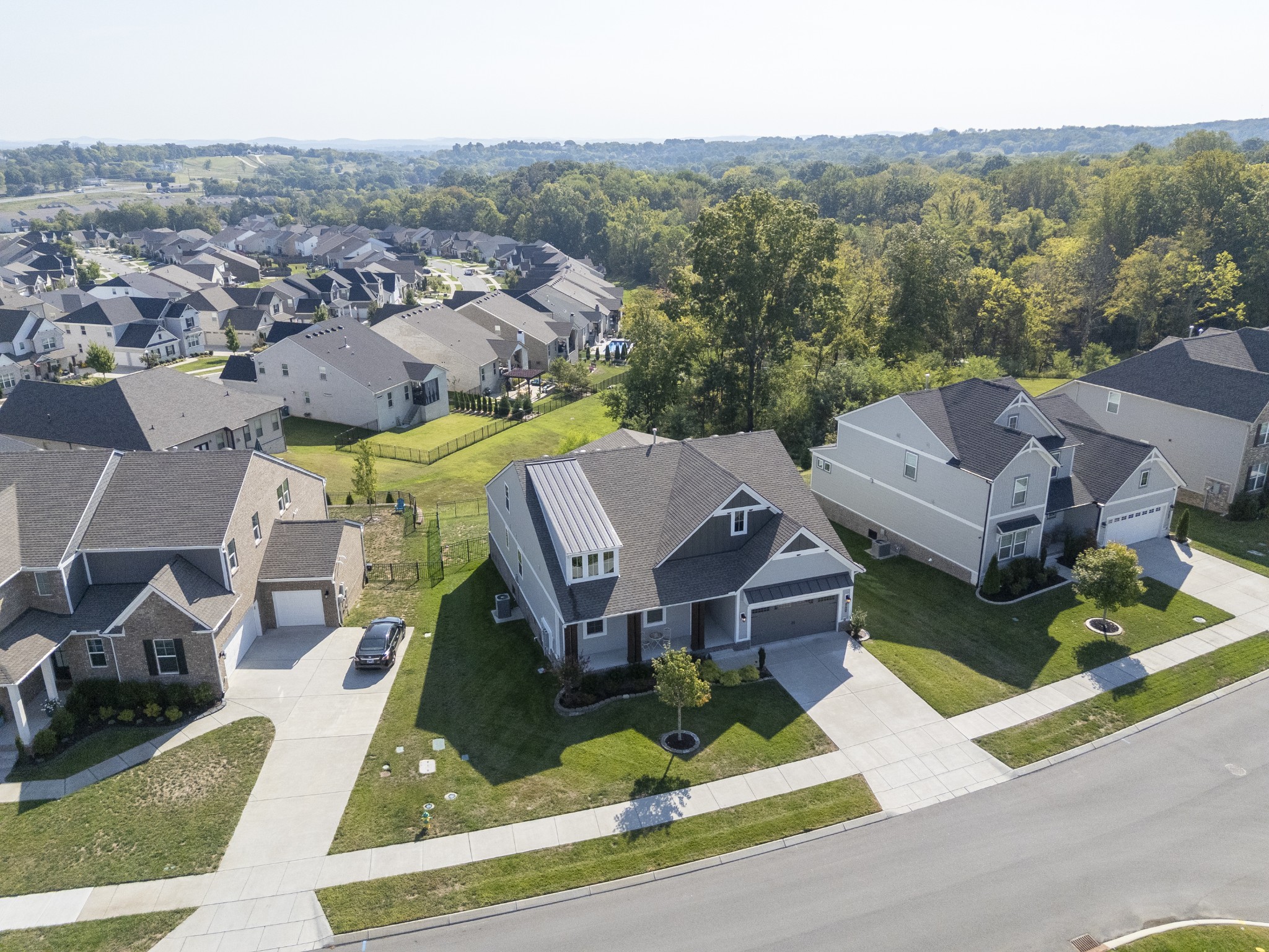 2069 Hedgelawn Dr Property Photo 8