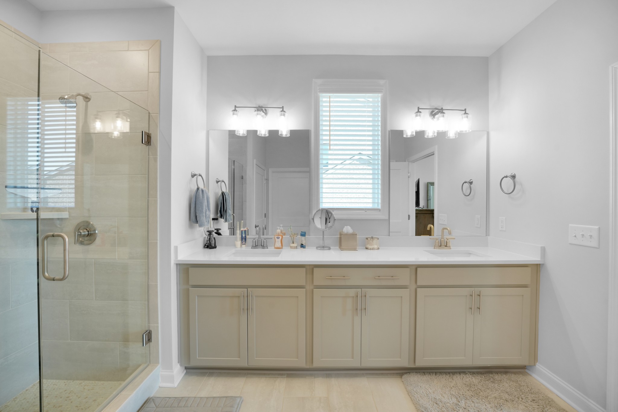 2069 Hedgelawn Dr Property Photo 26