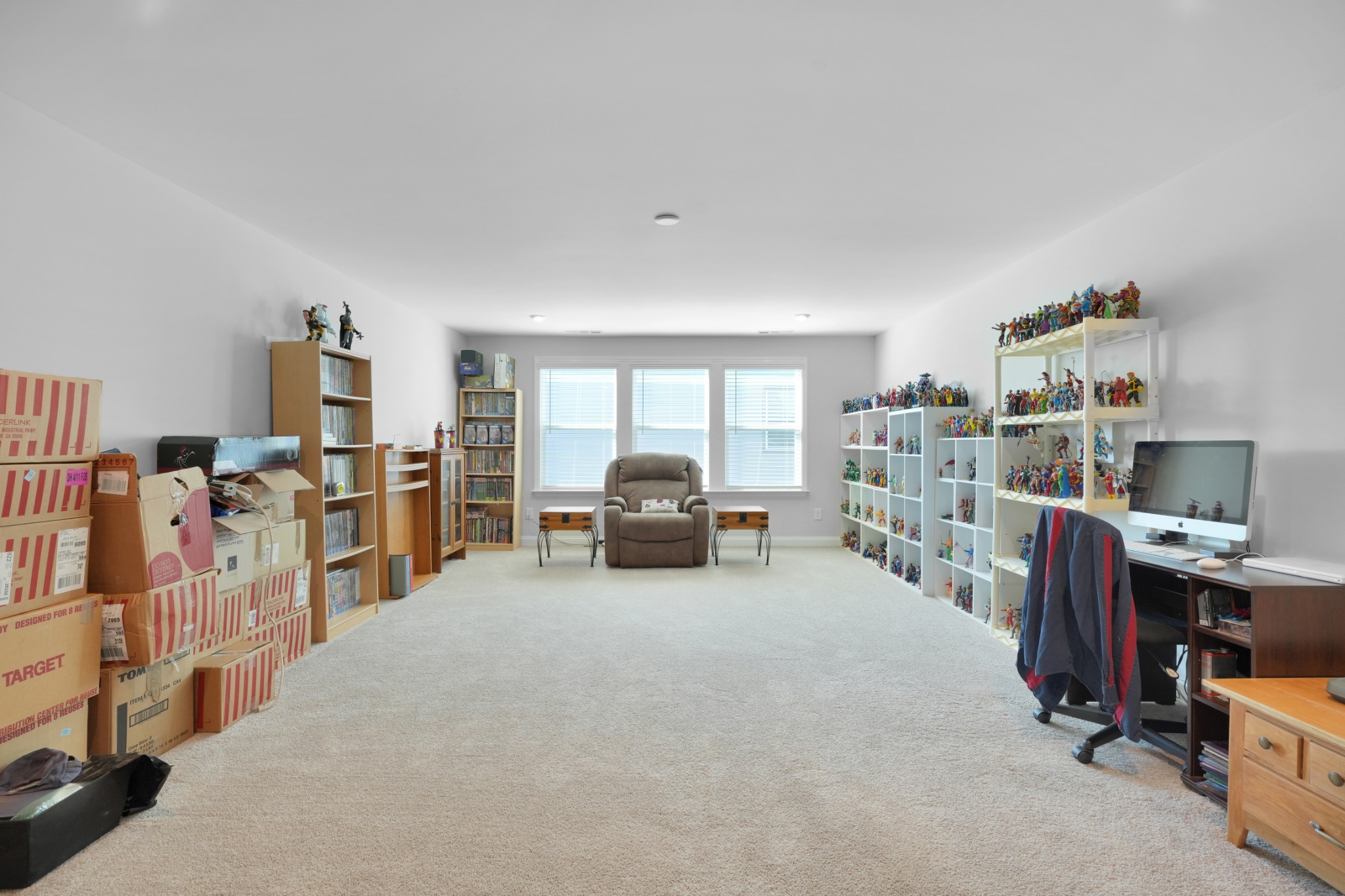 2069 Hedgelawn Dr Property Photo 32