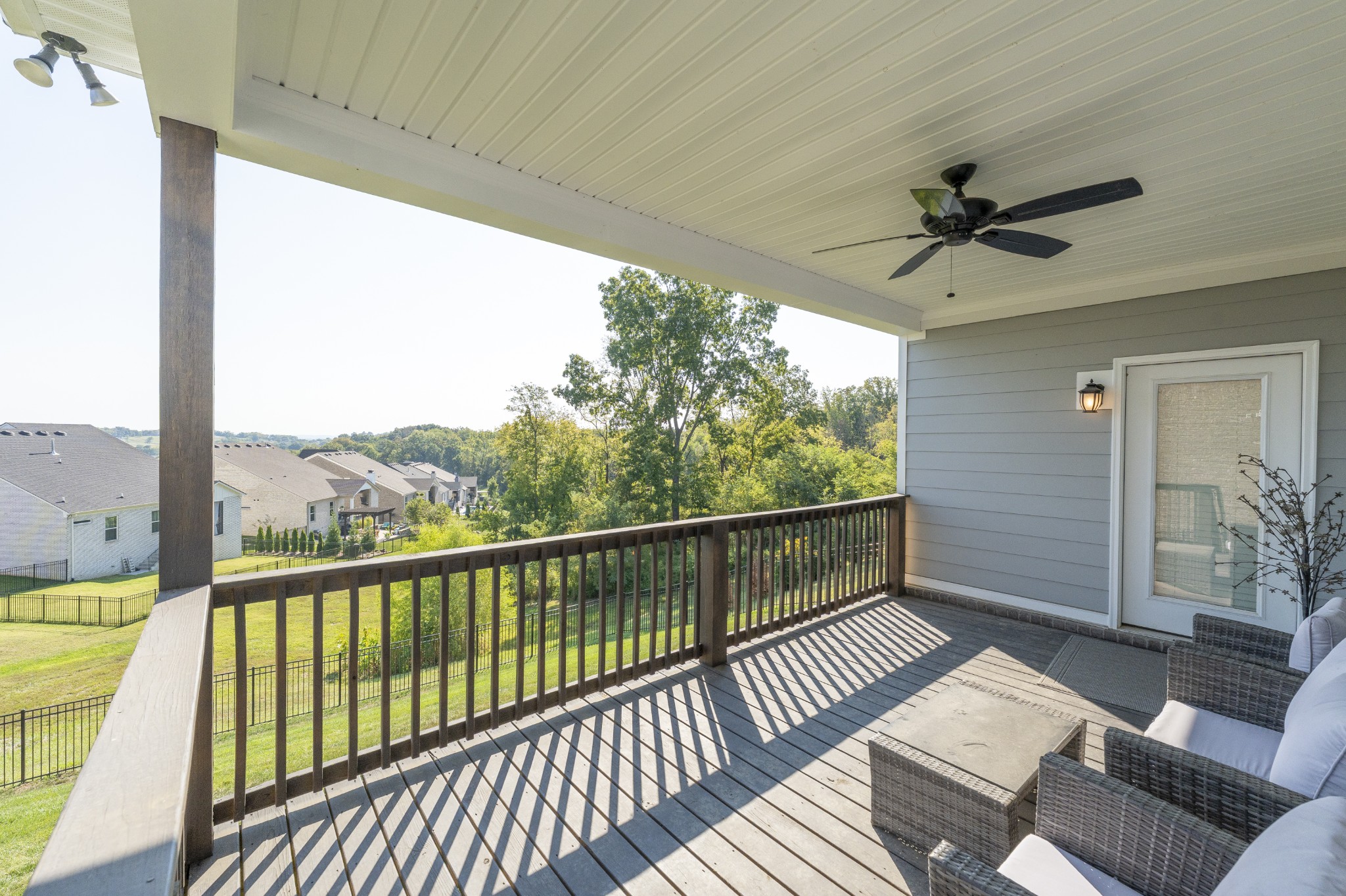 2069 Hedgelawn Dr Property Photo 36