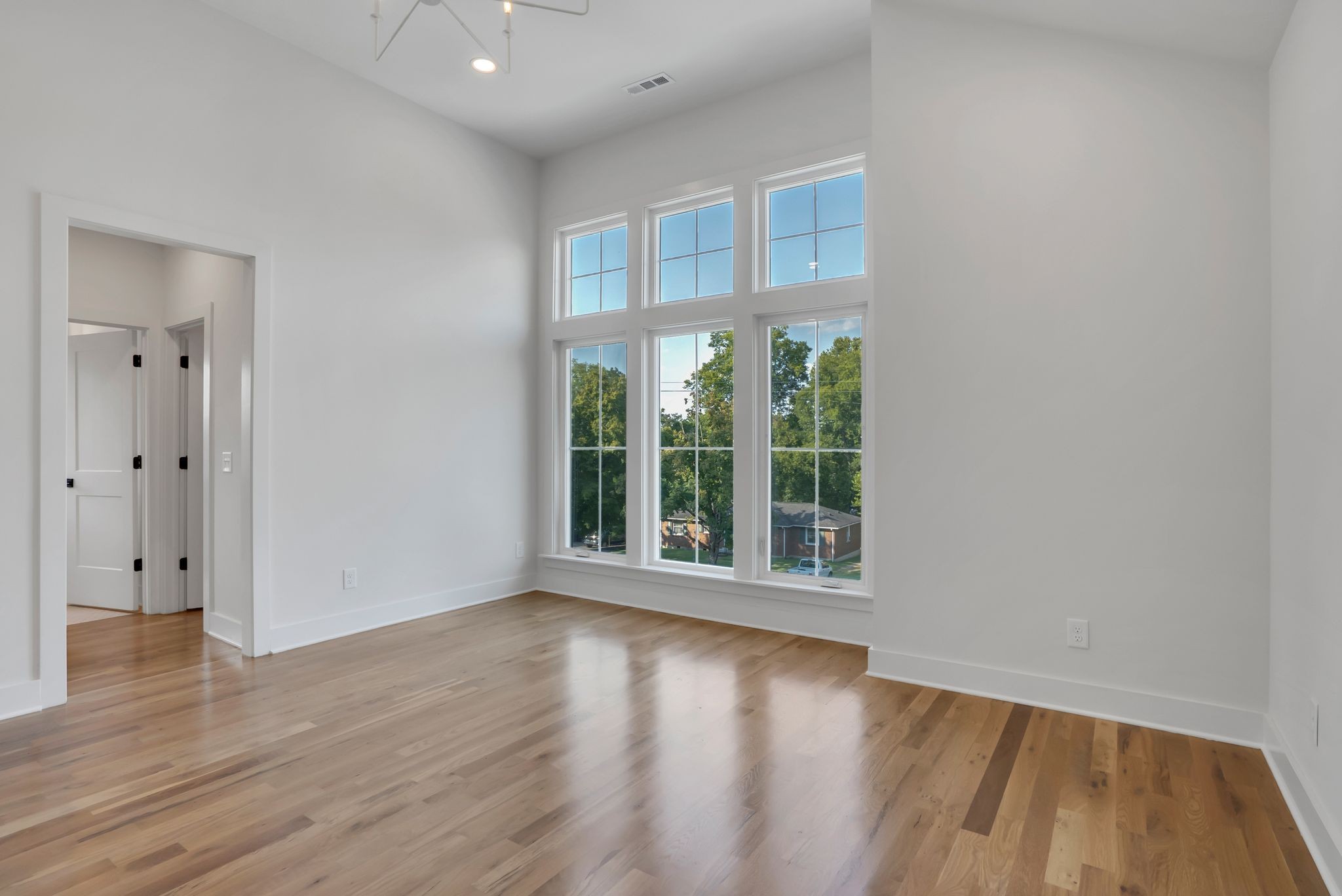 605b American Rd Property Photo 28