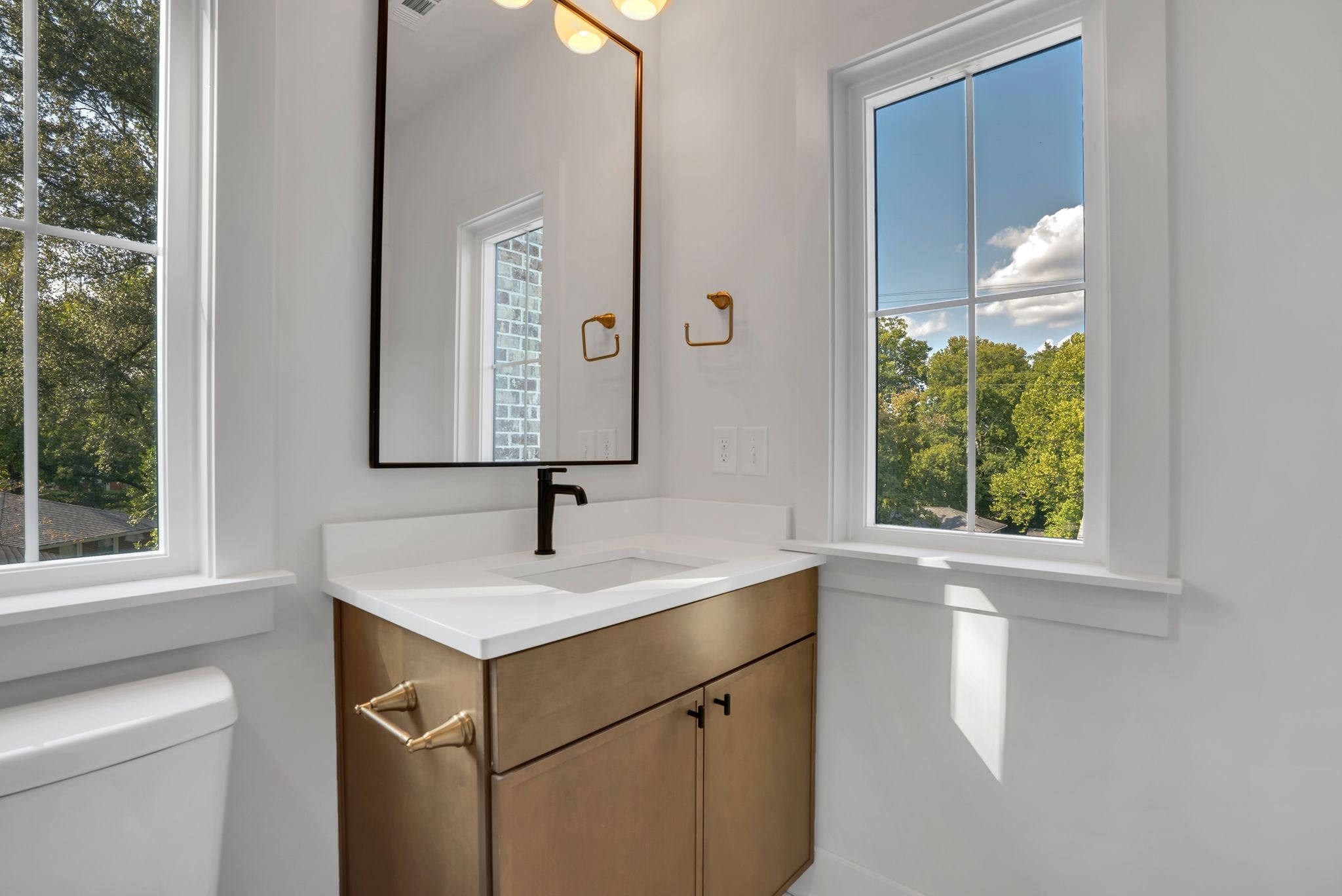 605b American Rd Property Photo 29