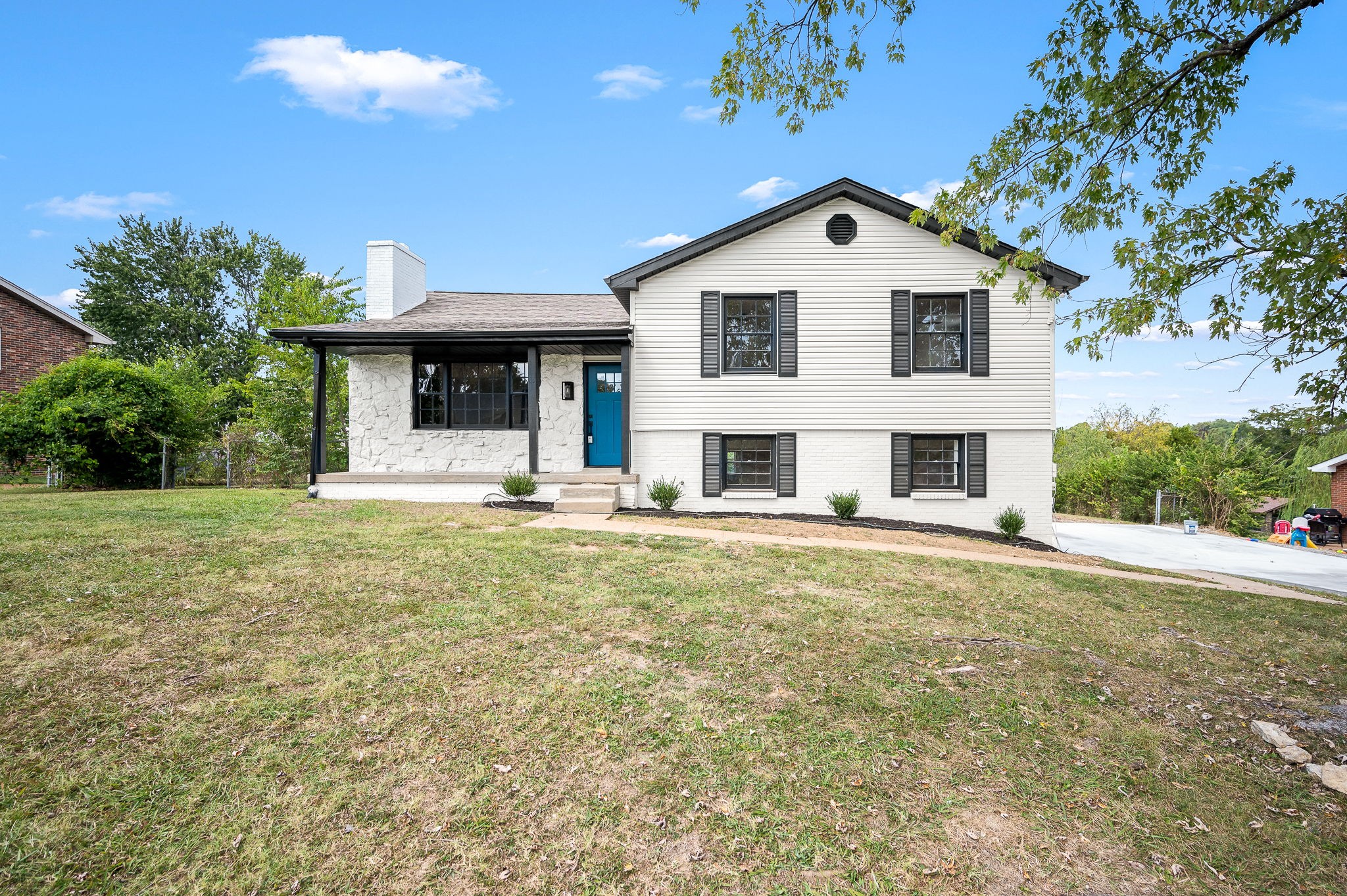 632 Rehnea Dr Property Photo 3