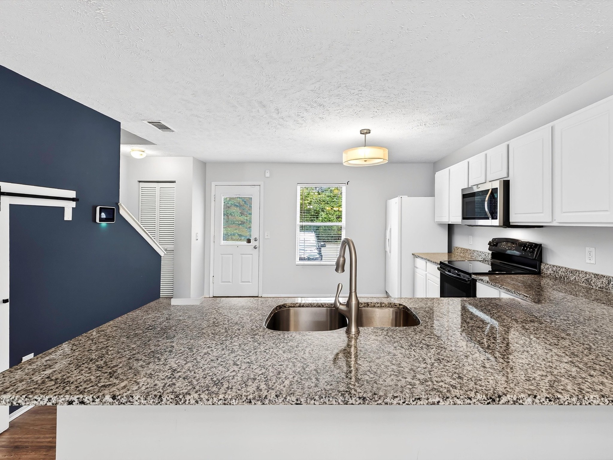 5853 Monroe Xing Property Photo 5