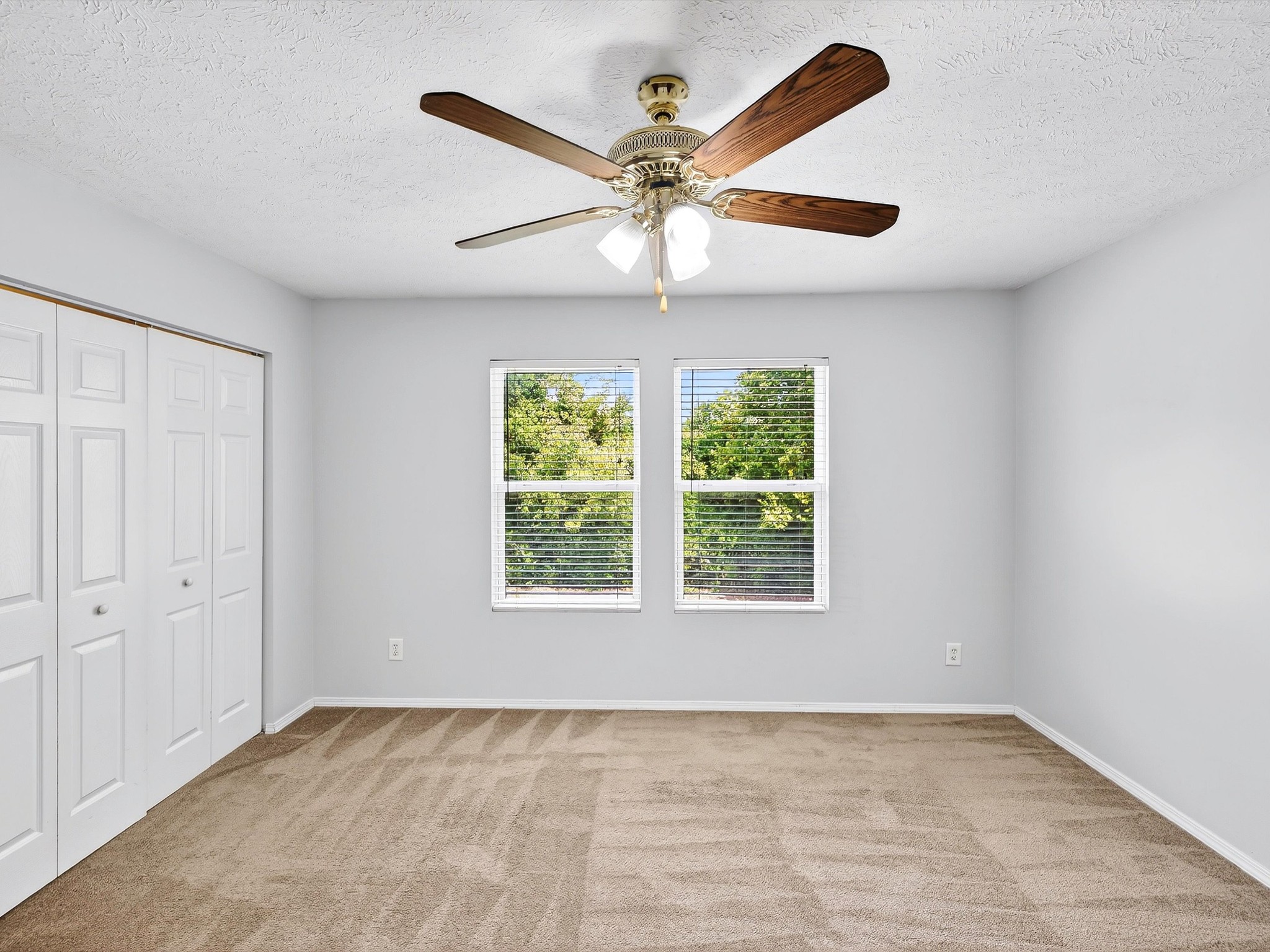 5853 Monroe Xing Property Photo 13