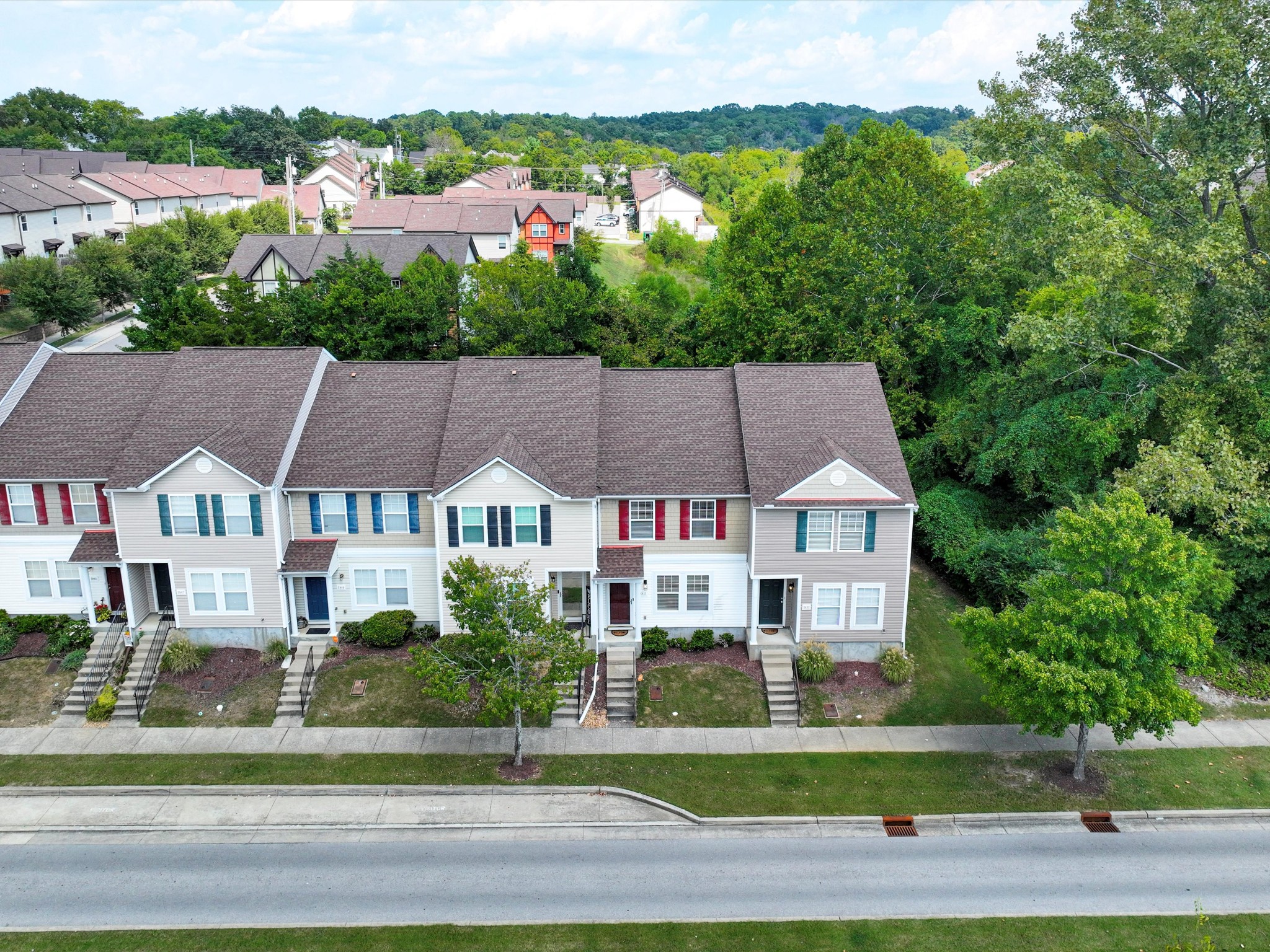 5853 Monroe Xing Property Photo 14