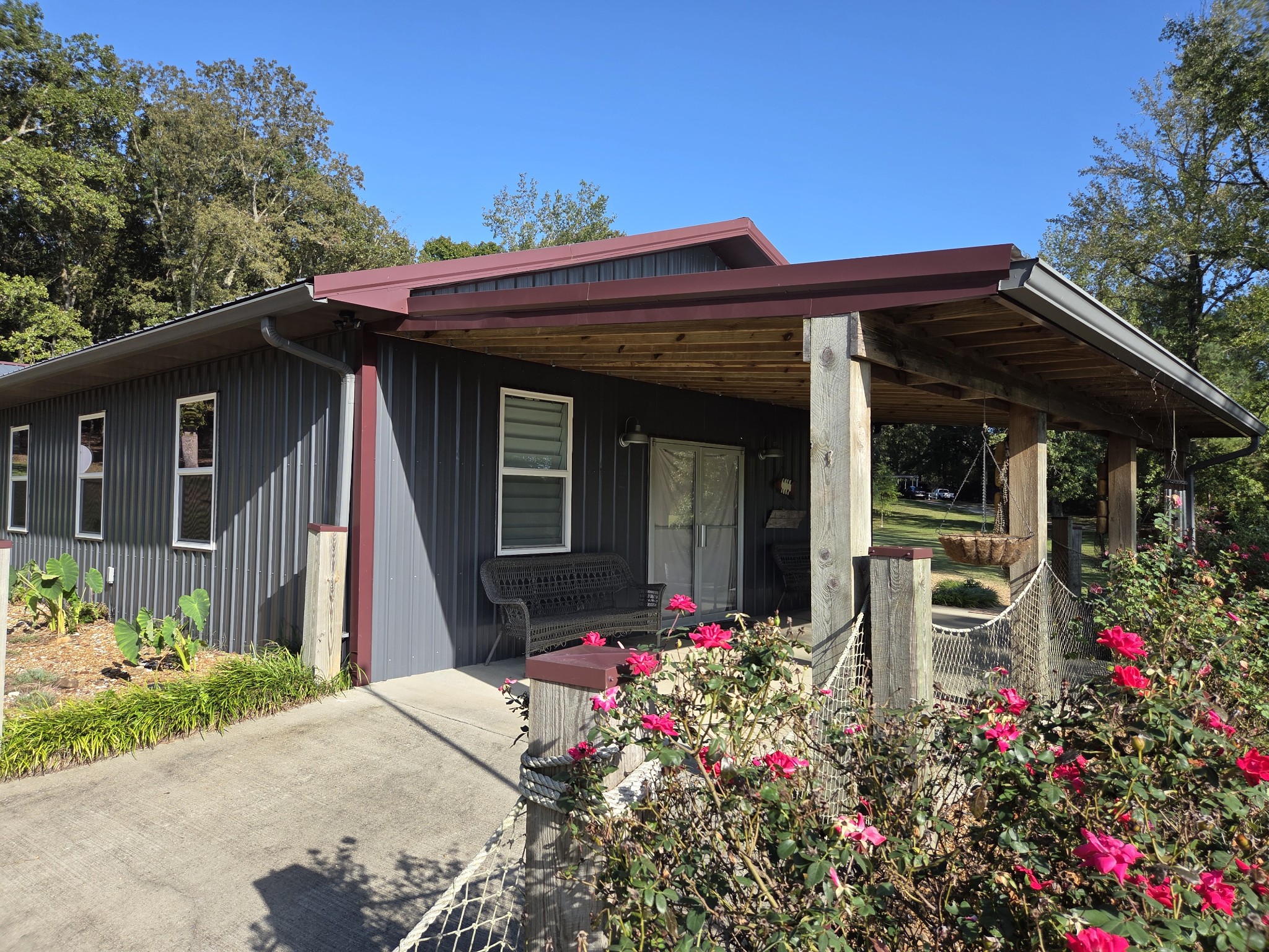 3830 Birdsong Rd Property Photo 1