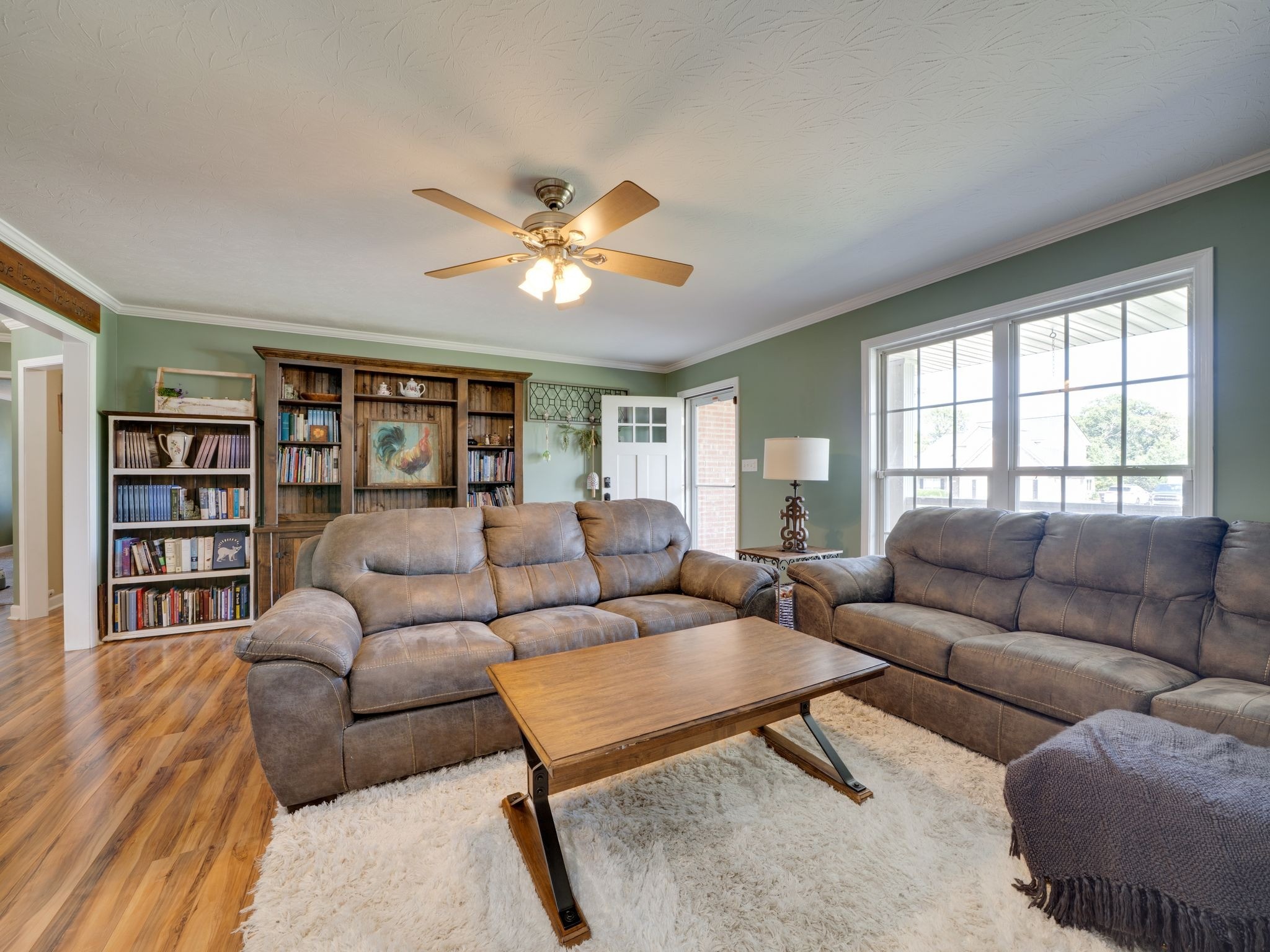 4492 Ironhorse Way Property Photo 8