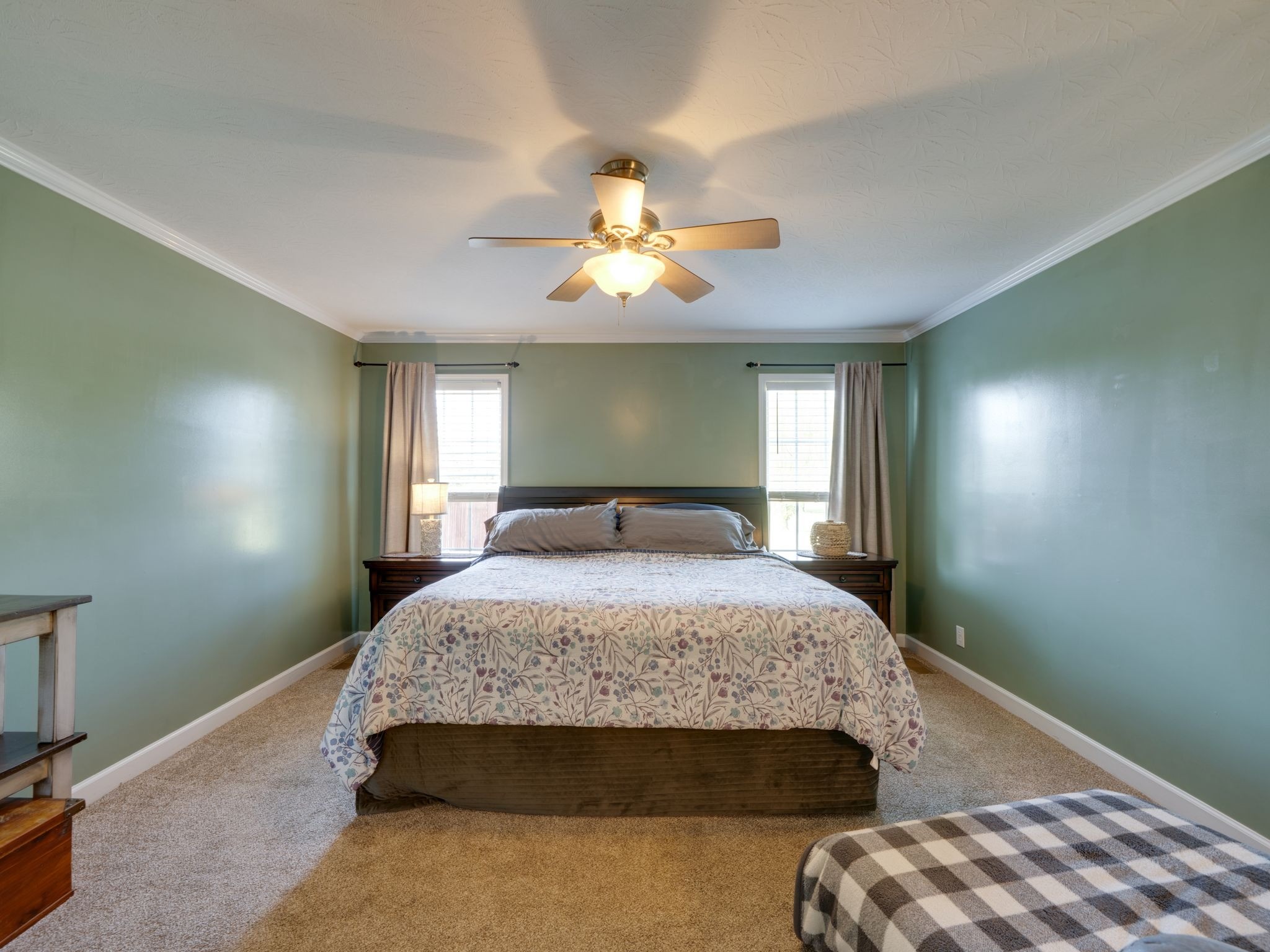 4492 Ironhorse Way Property Photo 18