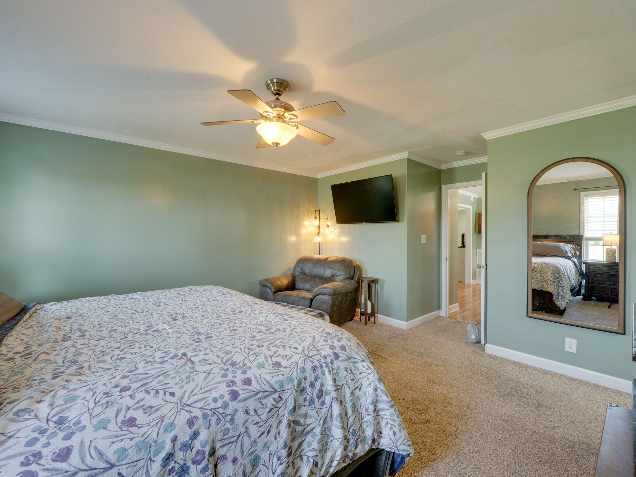 4492 Ironhorse Way Property Photo 20