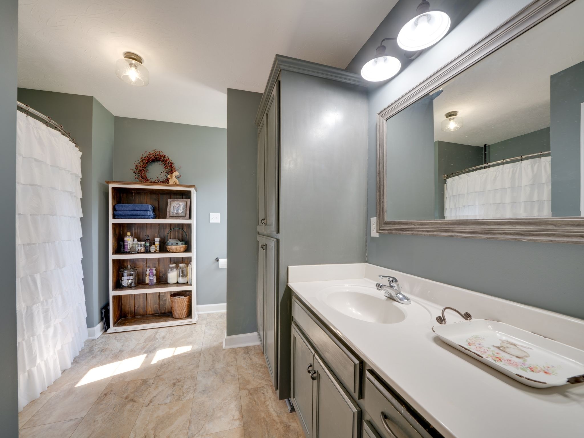 4492 Ironhorse Way Property Photo 22