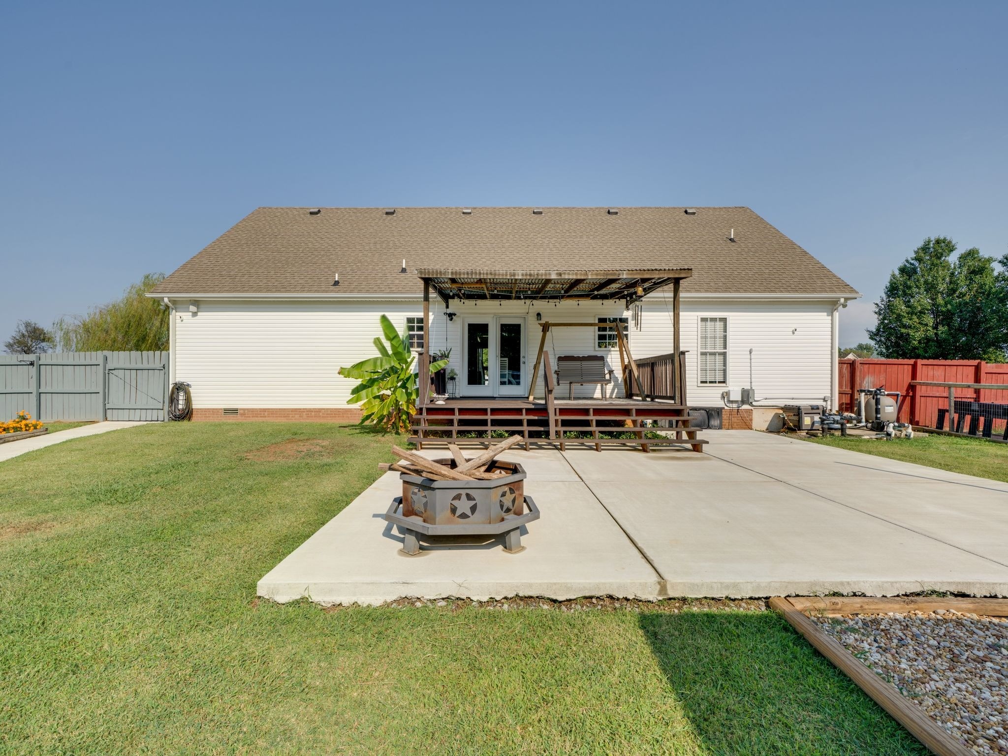 4492 Ironhorse Way Property Photo 34