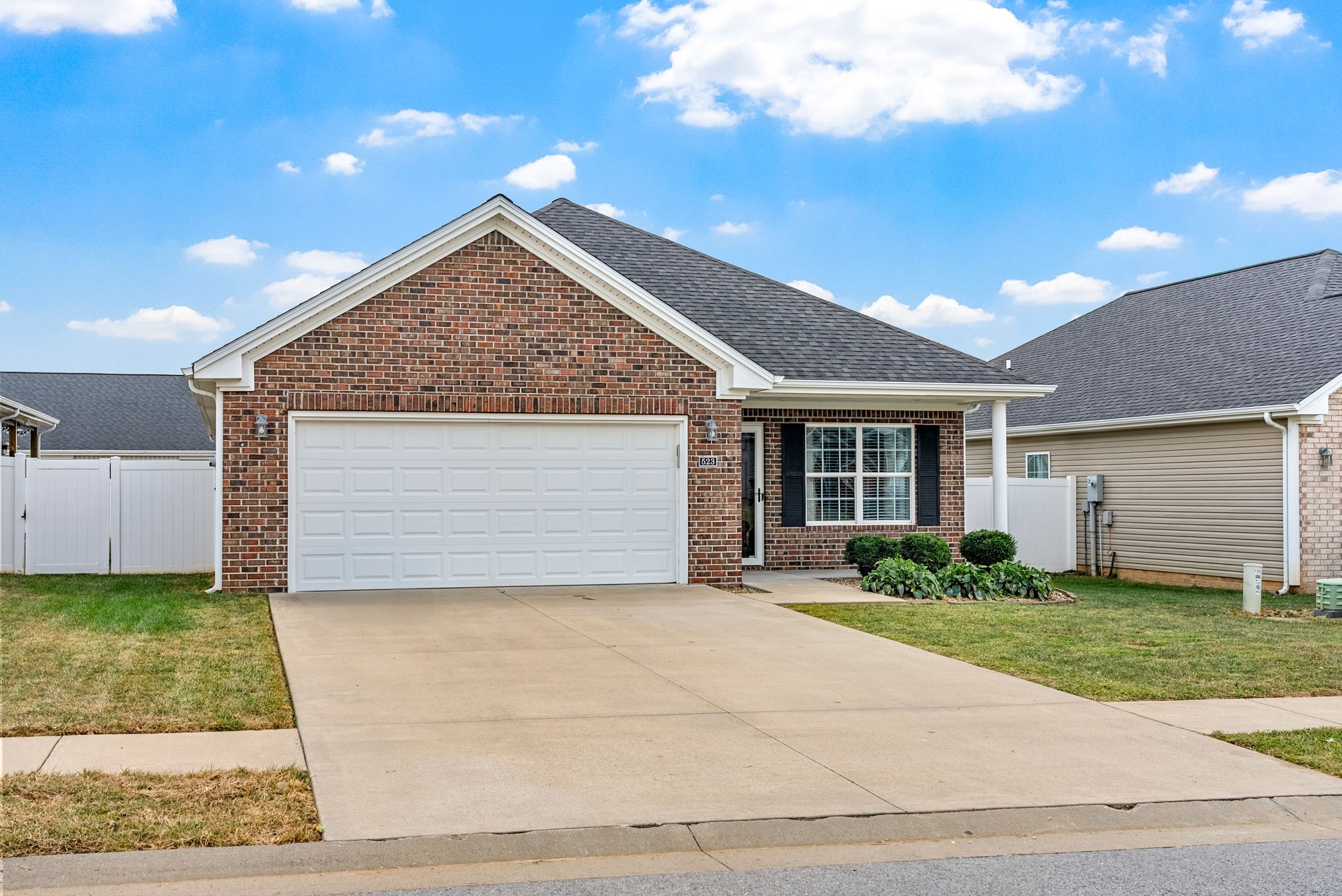 523 S Abbey Way Property Photo 1