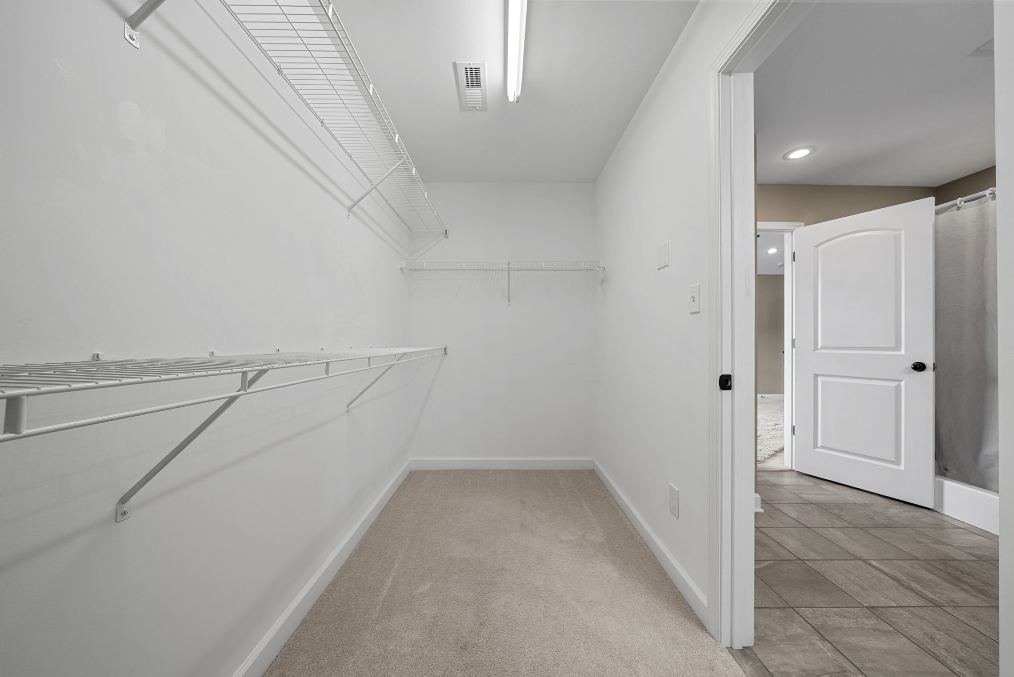 523 S Abbey Way Property Photo 19