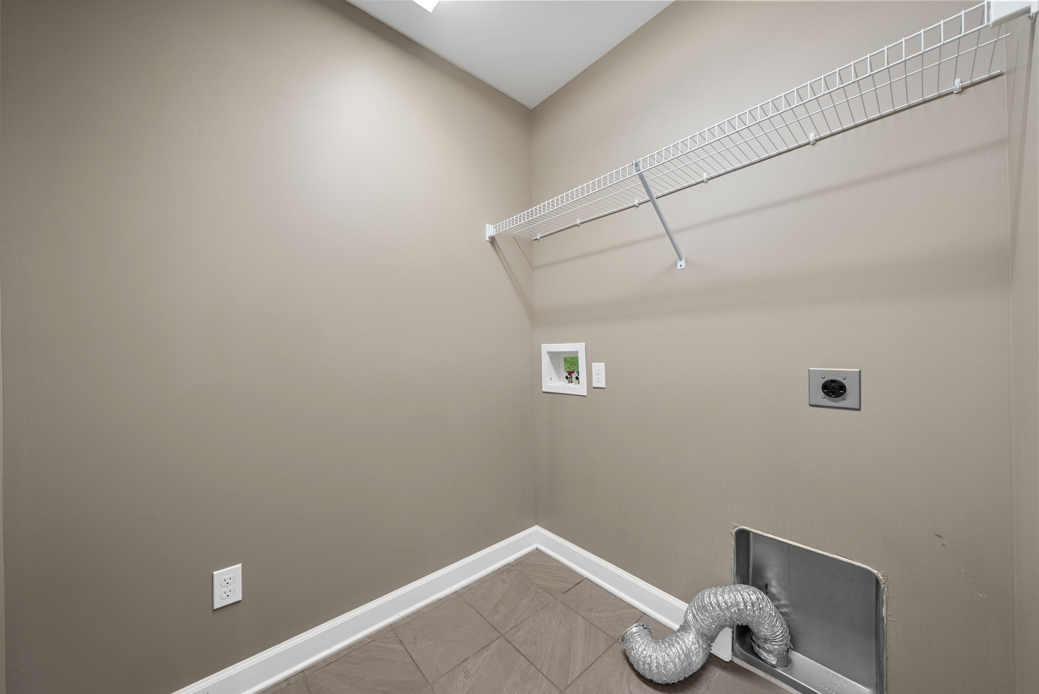 523 S Abbey Way Property Photo 21