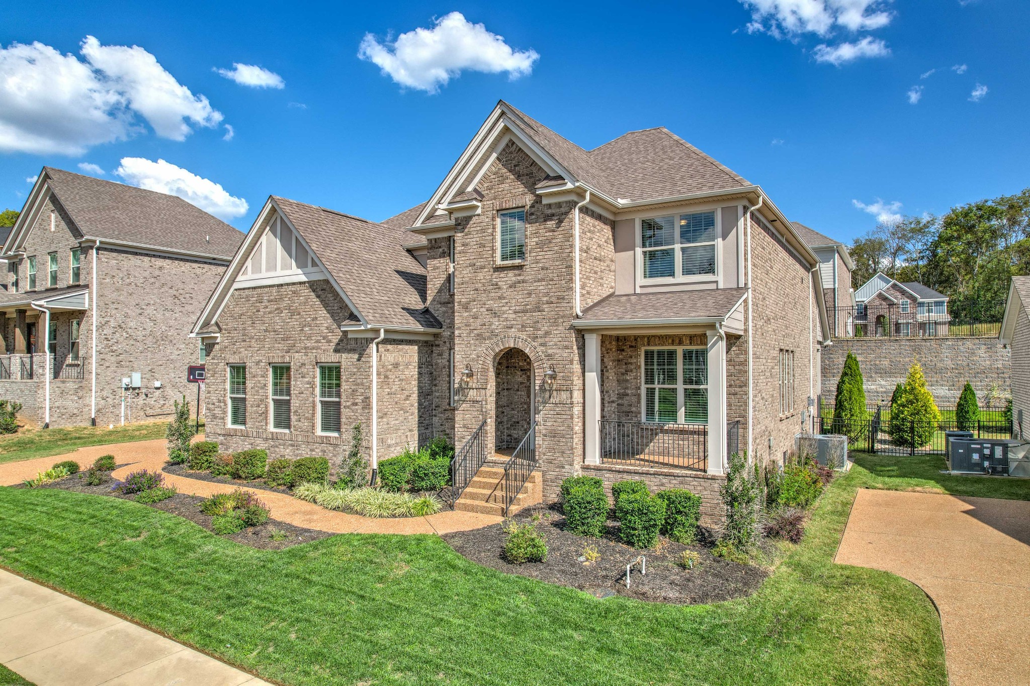 106 N Malayna Dr Property Photo 3