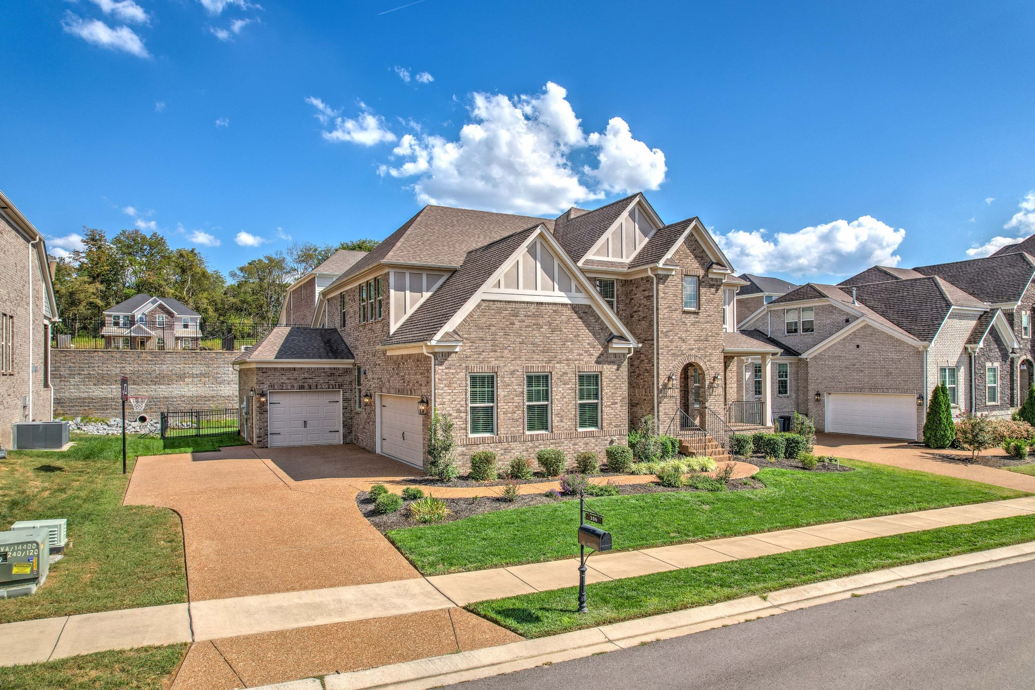 106 N Malayna Dr Property Photo 4