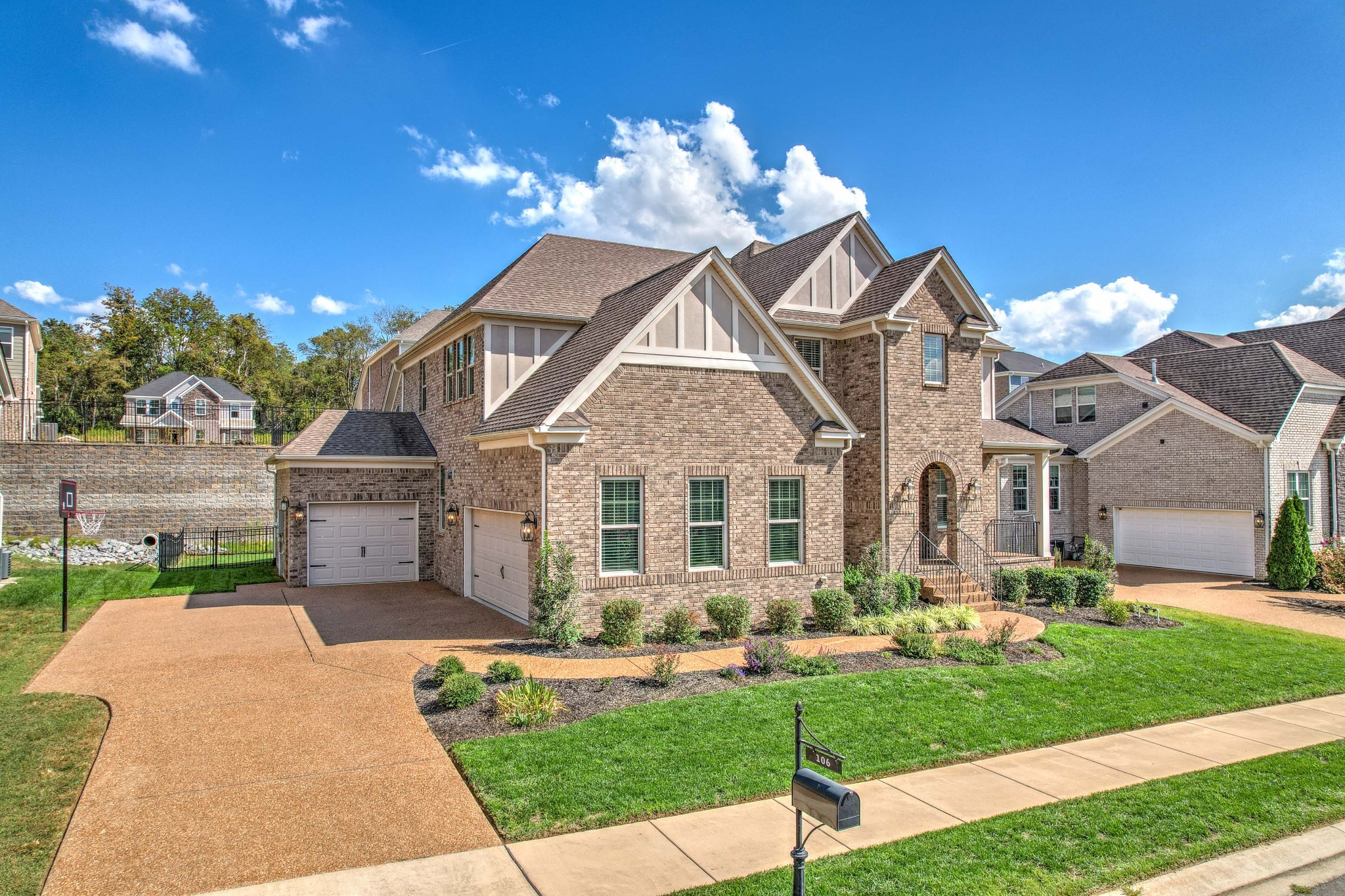 106 N Malayna Dr Property Photo 5