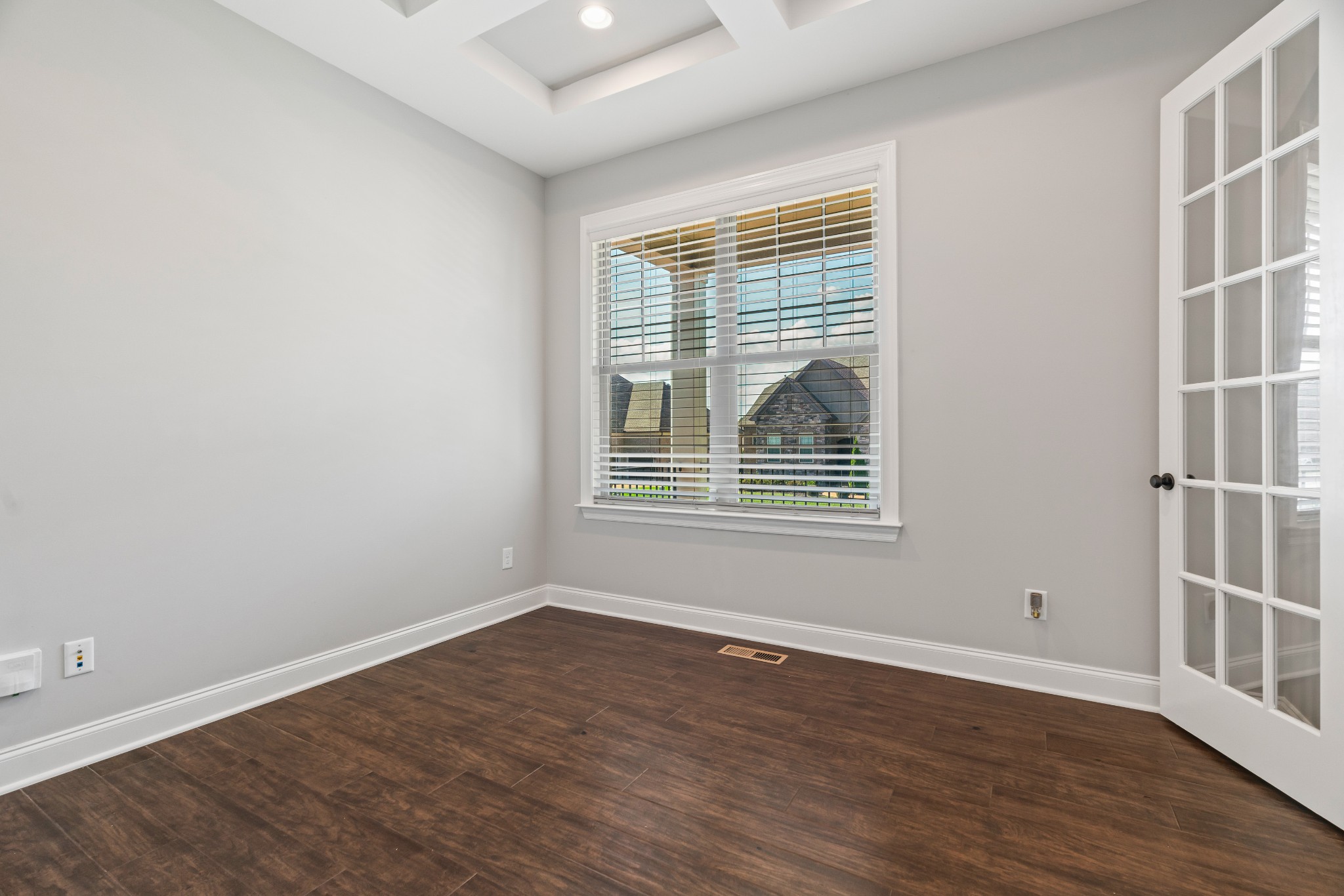 106 N Malayna Dr Property Photo 10