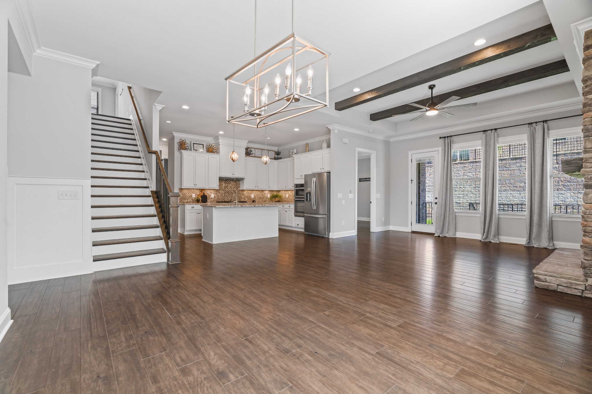 106 N Malayna Dr Property Photo 16