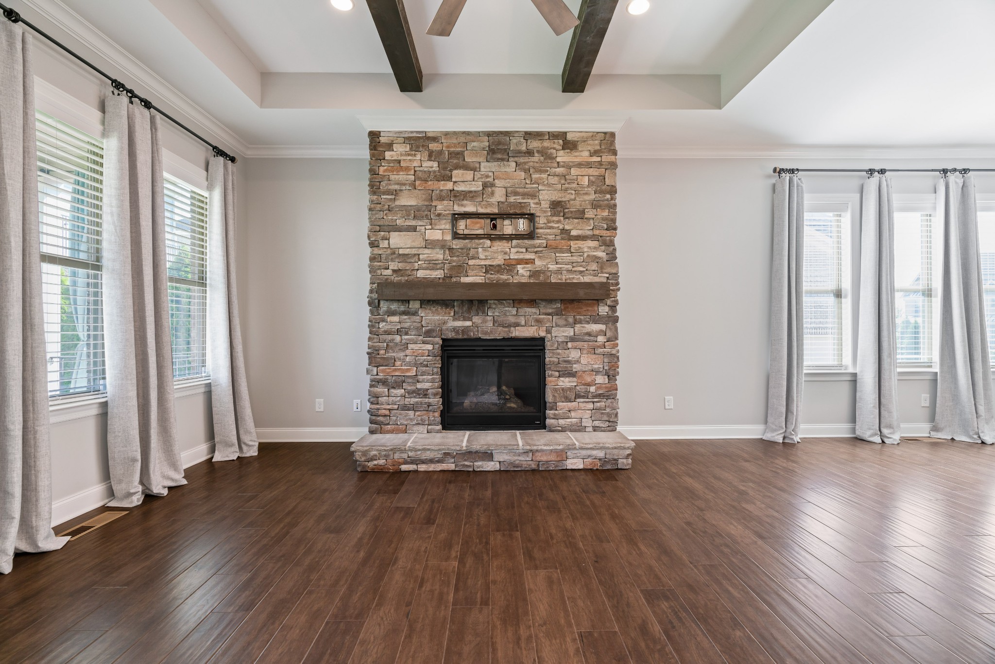 106 N Malayna Dr Property Photo 18