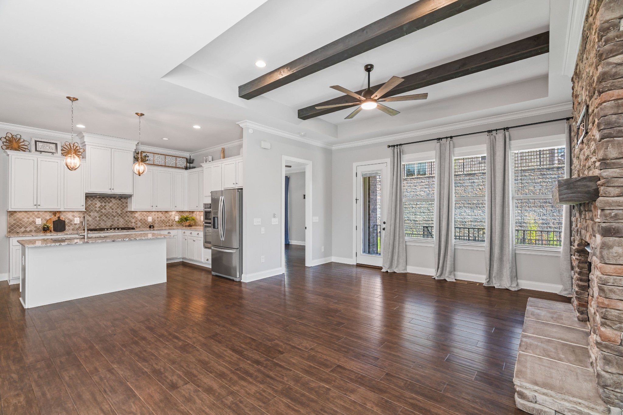 106 N Malayna Dr Property Photo 21