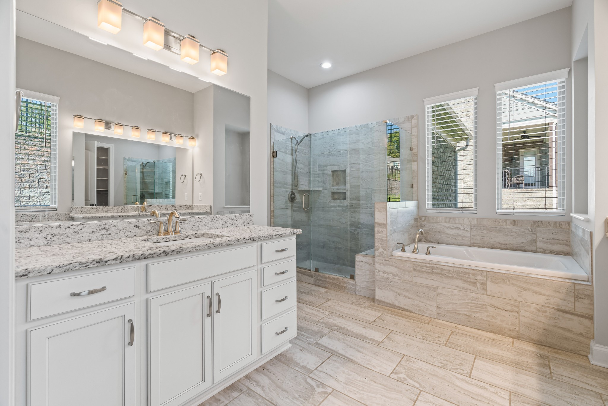 106 N Malayna Dr Property Photo 35