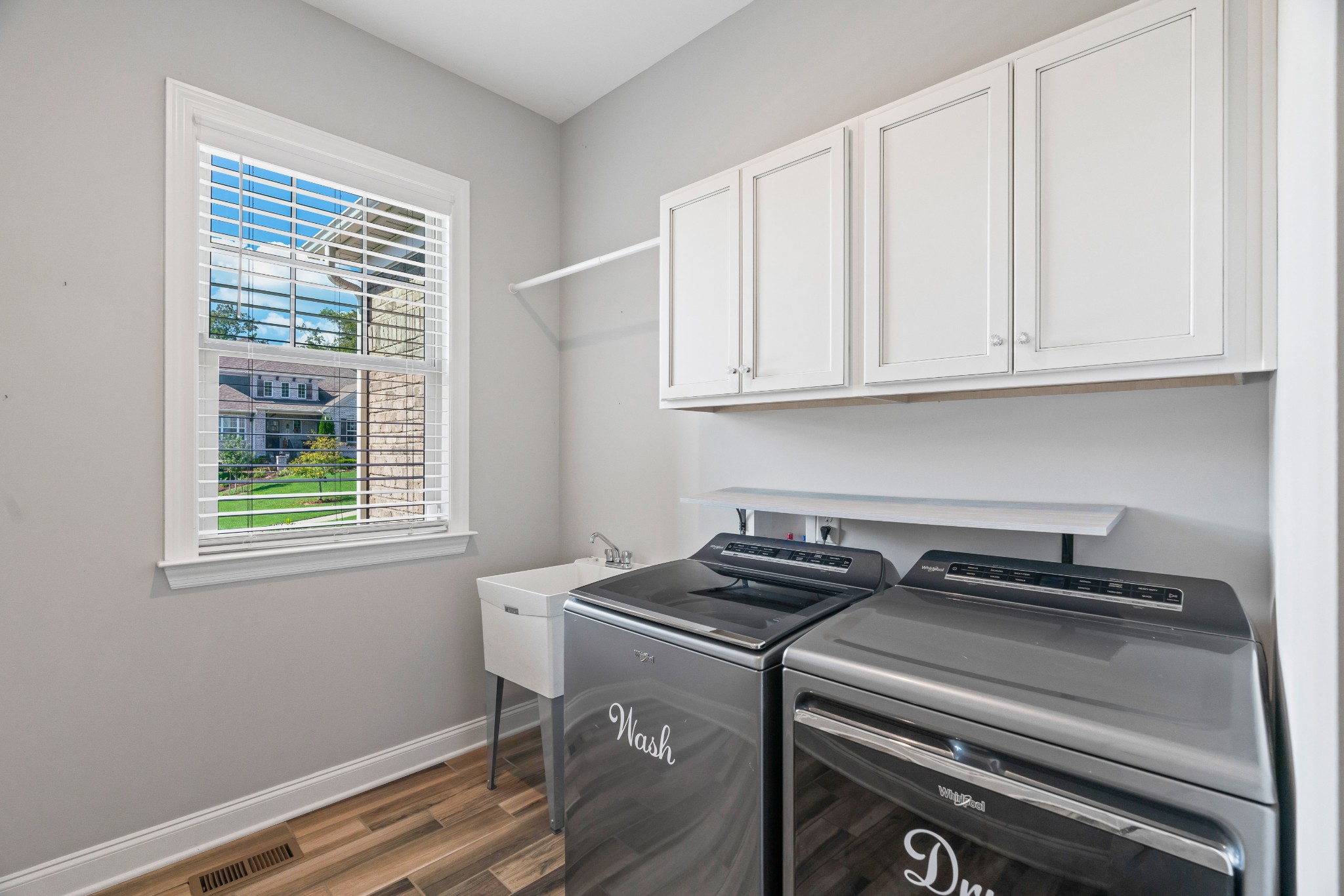 106 N Malayna Dr Property Photo 42