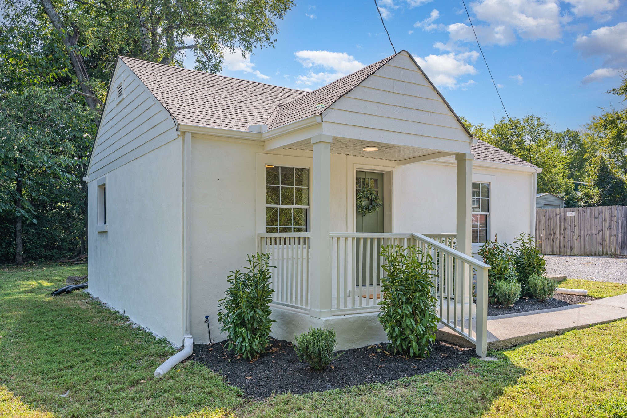 122 Waldron Cir Property Photo 4