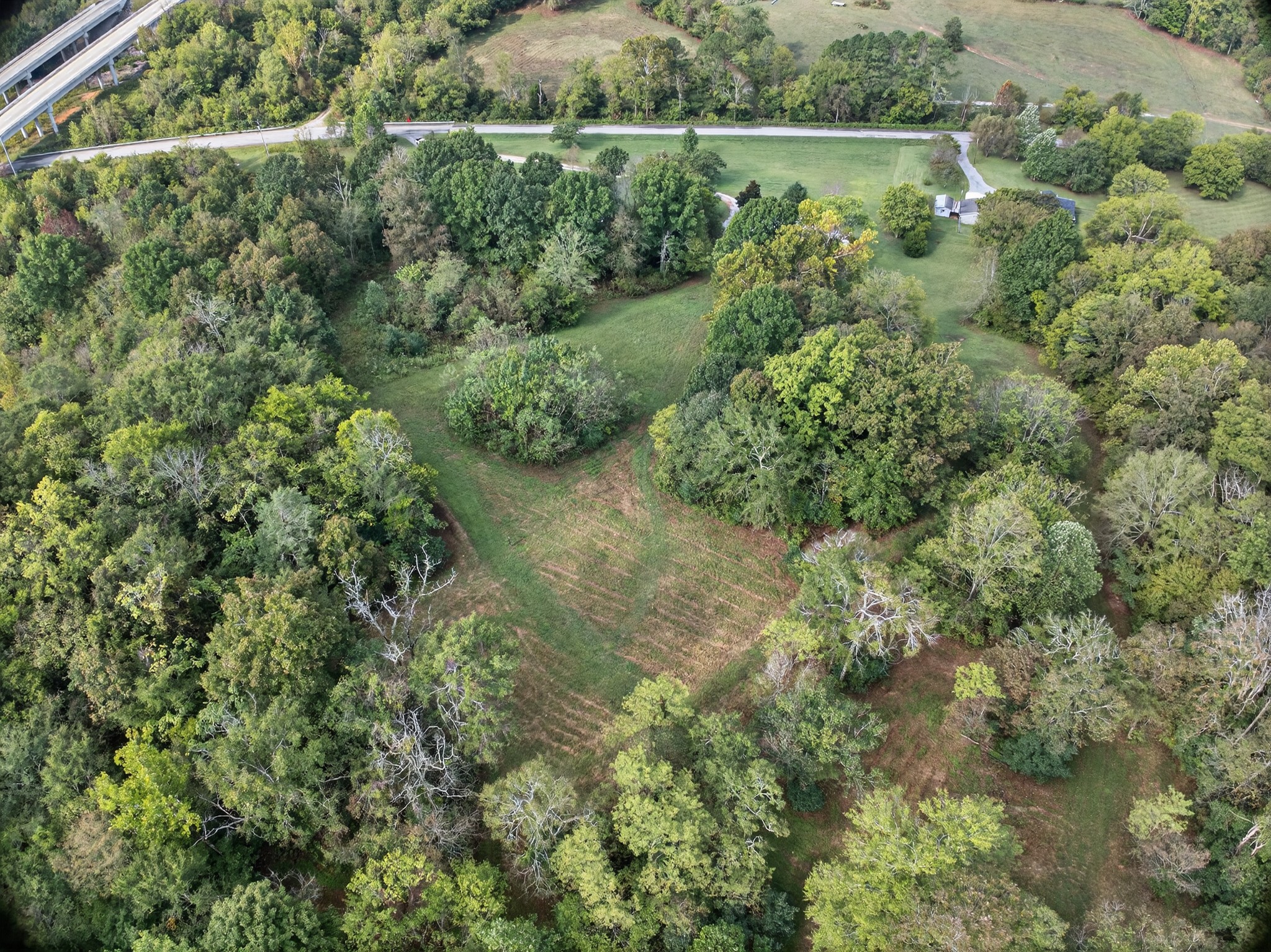 3890 Robinson Rd Property Photo 8