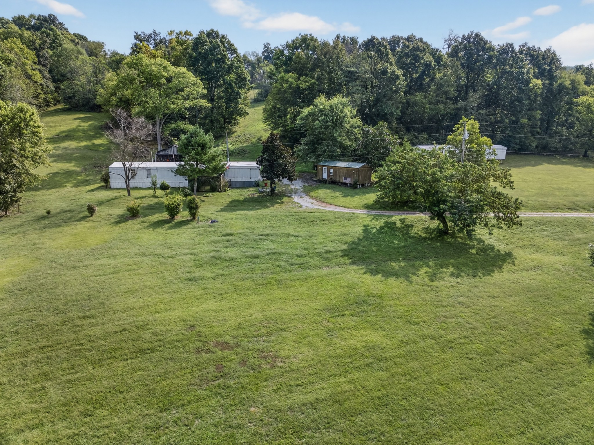 3890 Robinson Rd Property Photo 18