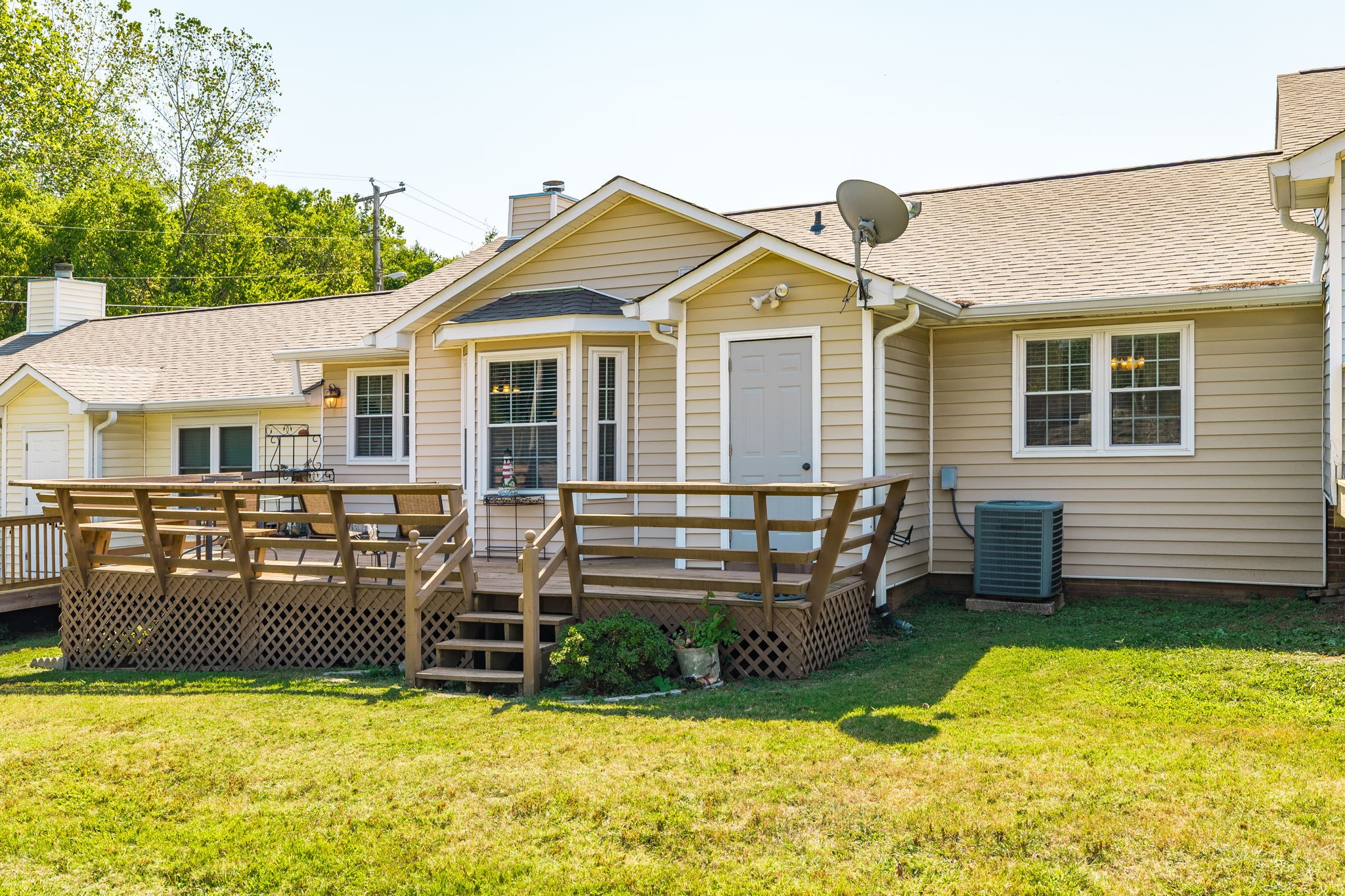 106 Rolling Meadows Dr Property Photo 26