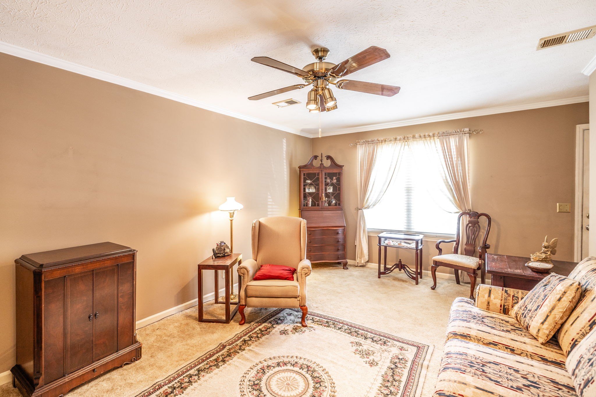 106 Rolling Meadows Dr Property Photo 36