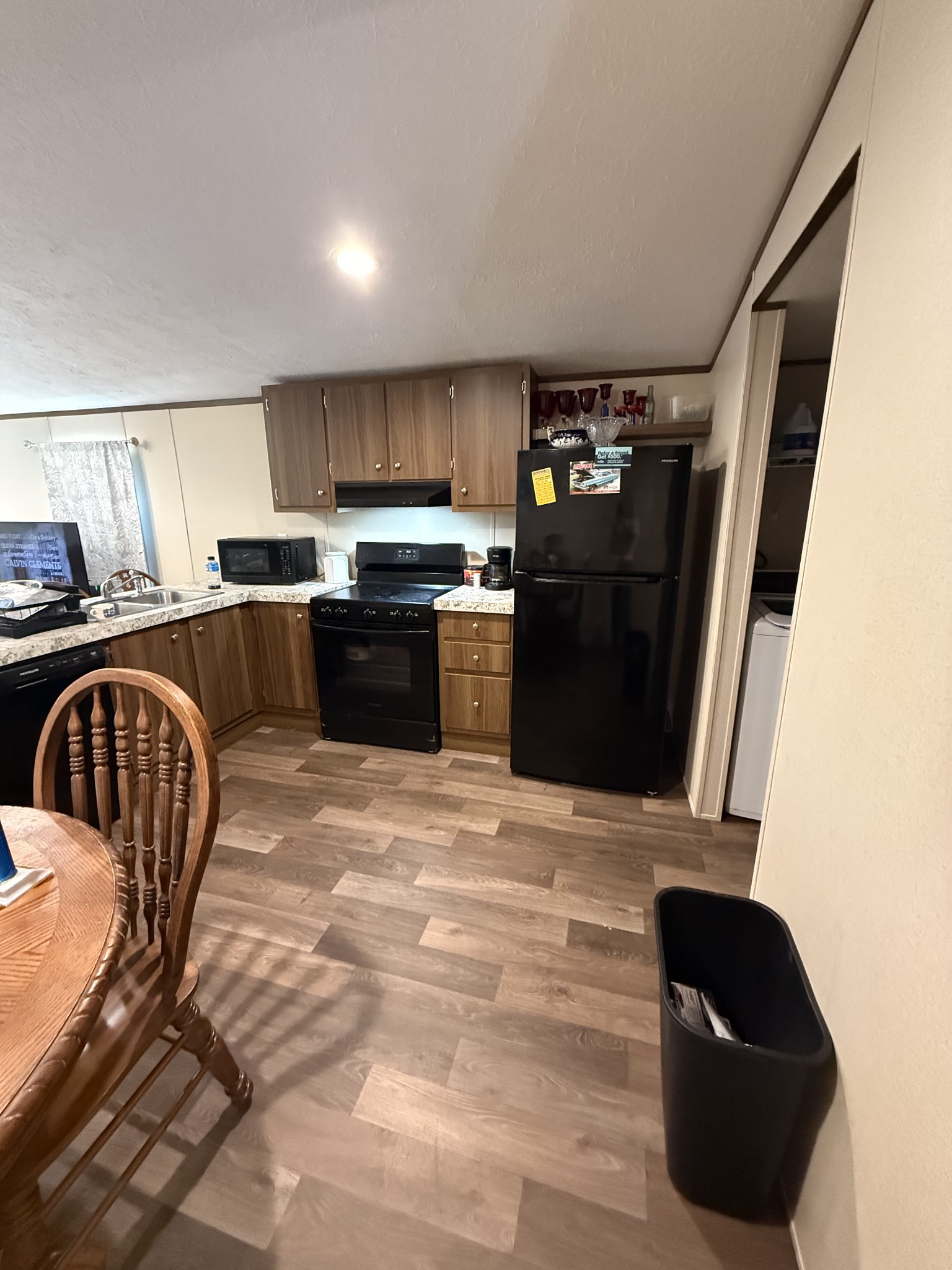 68 Jenkins Village Property Photo 4