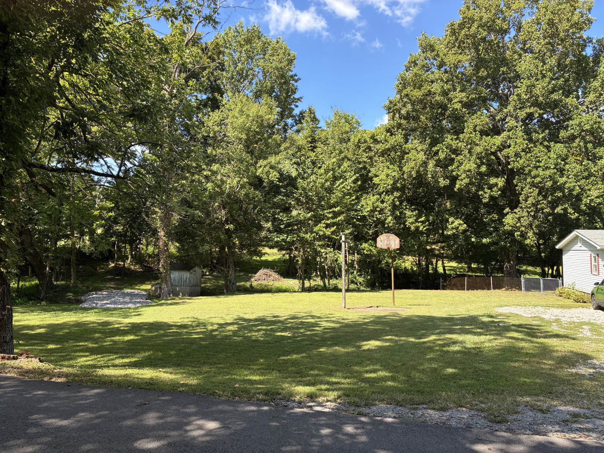 2258 S Williams Rd Property Photo 5