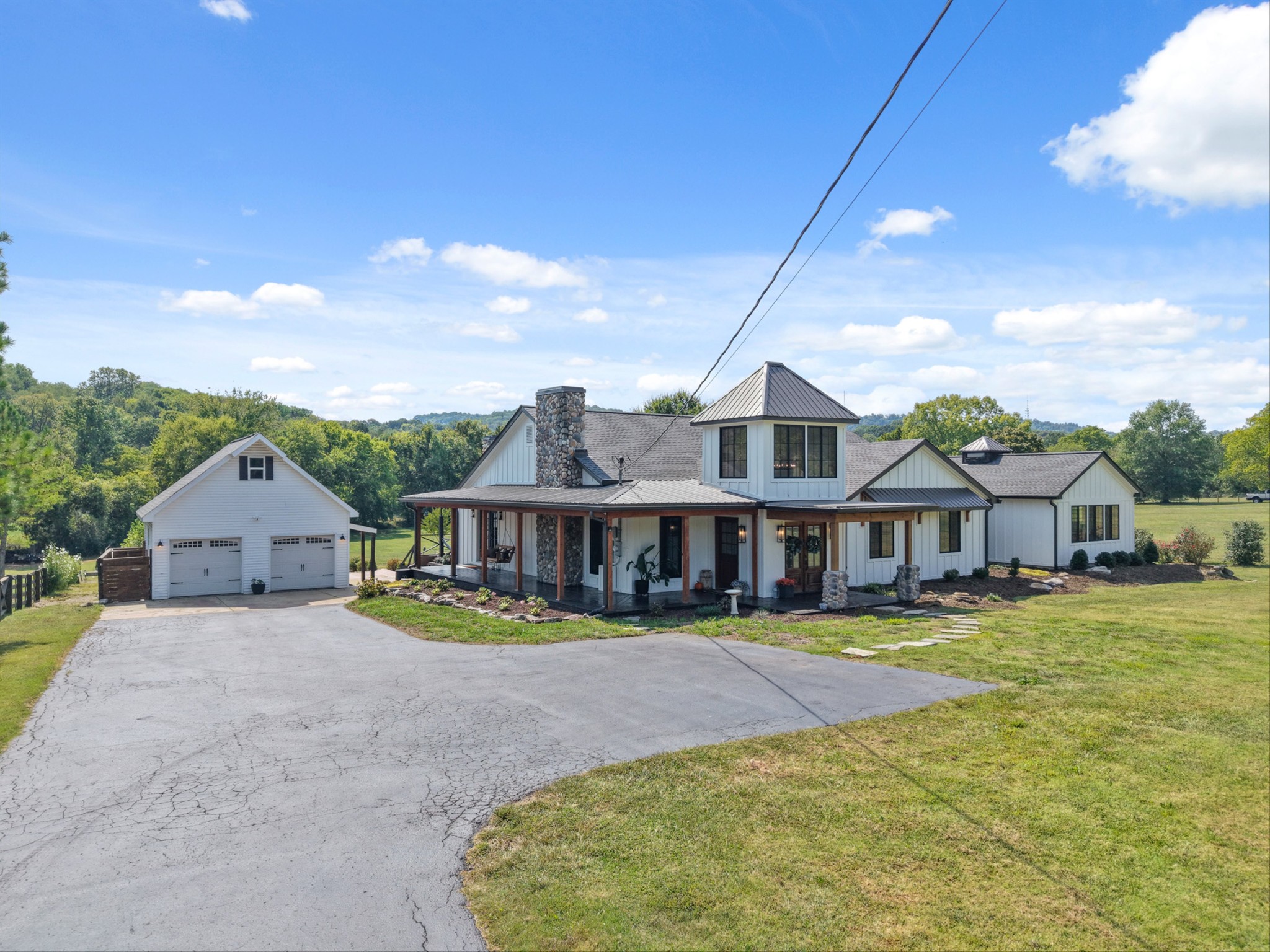 9707 Clovercroft Rd Property Photo 5