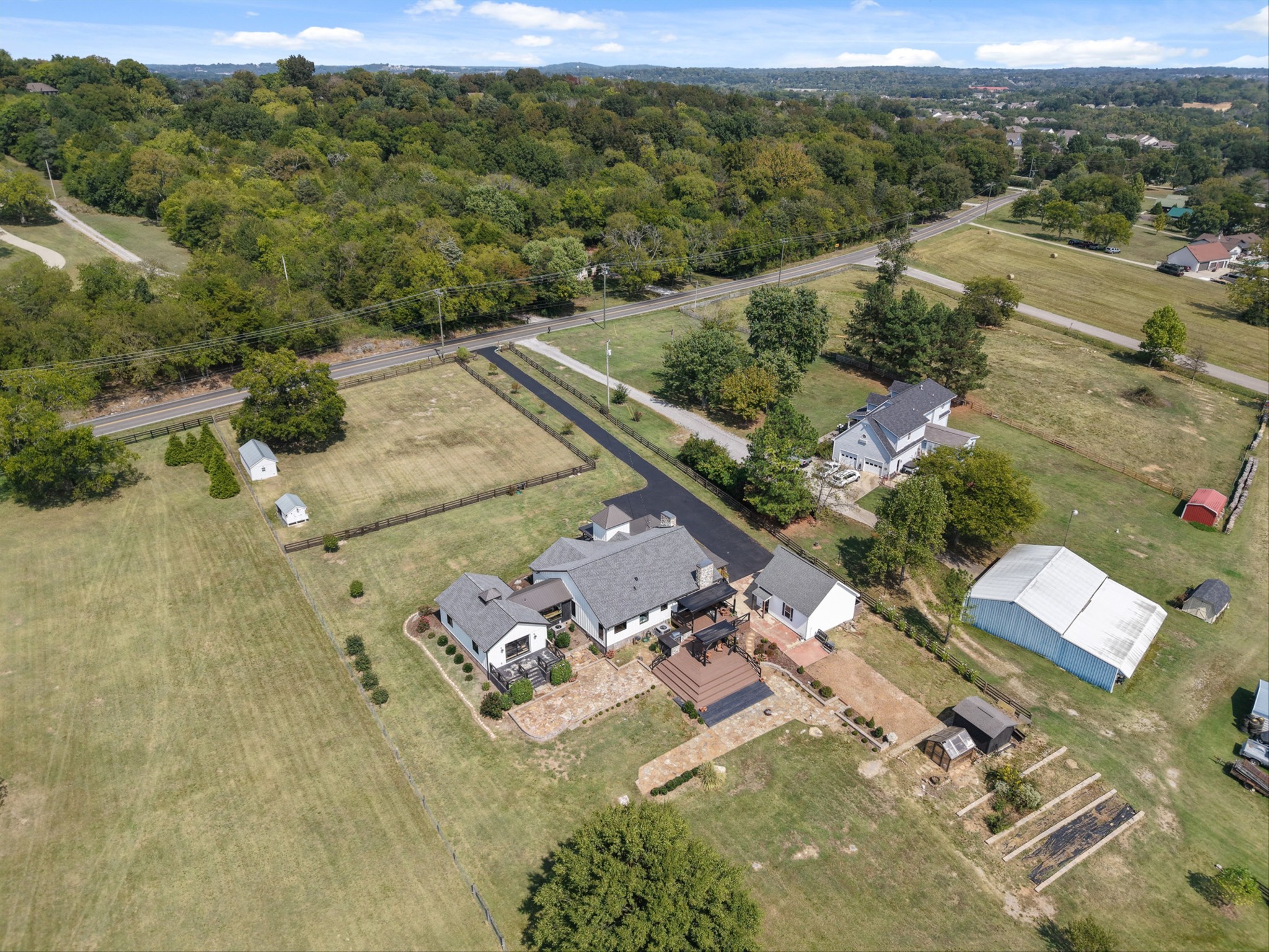 9707 Clovercroft Rd Property Photo 9