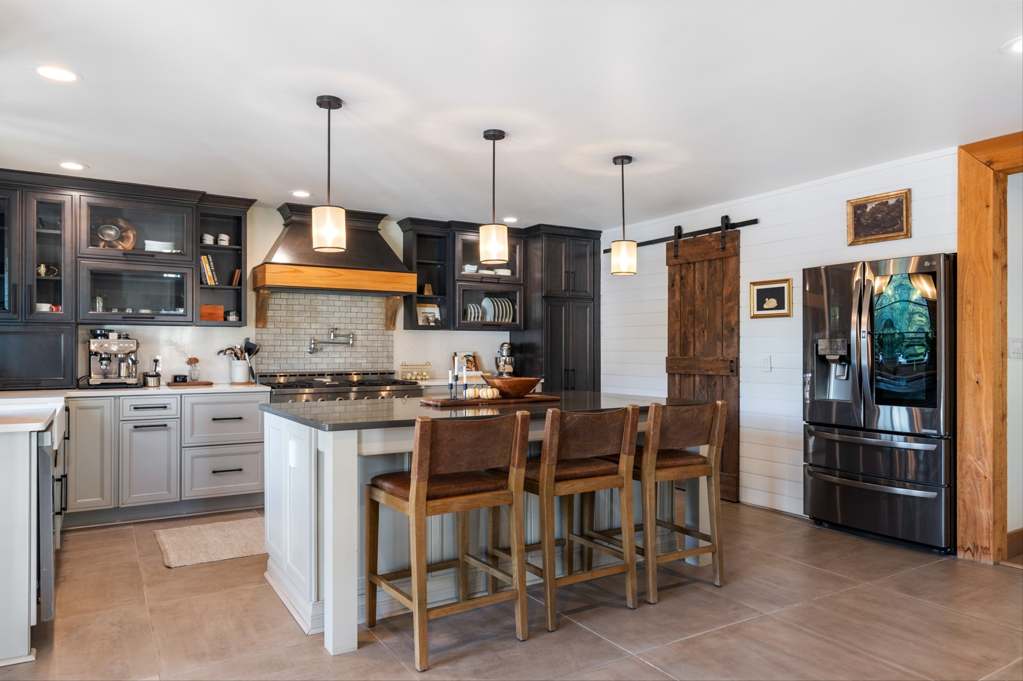 9707 Clovercroft Rd Property Photo 32