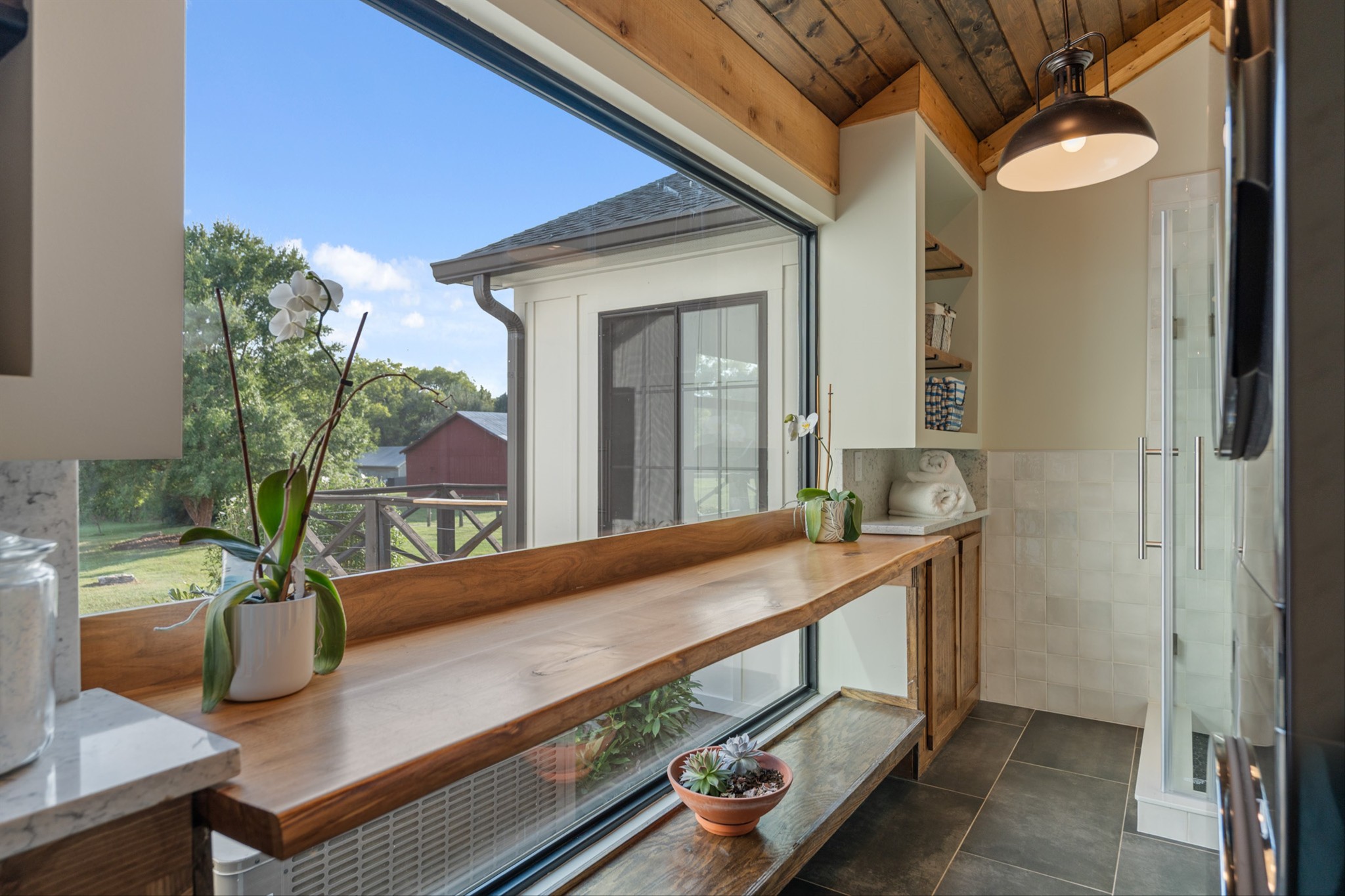 9707 Clovercroft Rd Property Photo 46