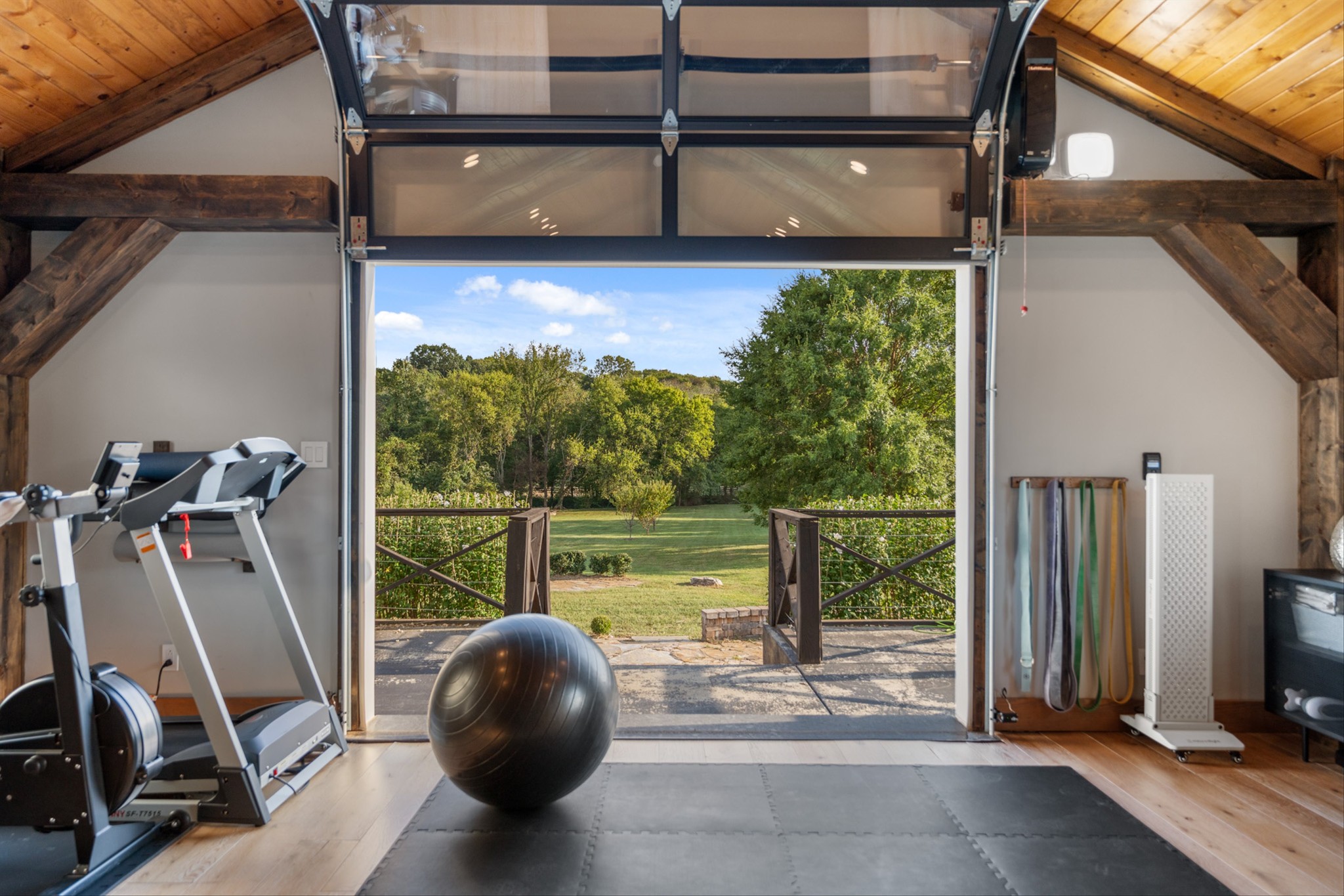 9707 Clovercroft Rd Property Photo 55