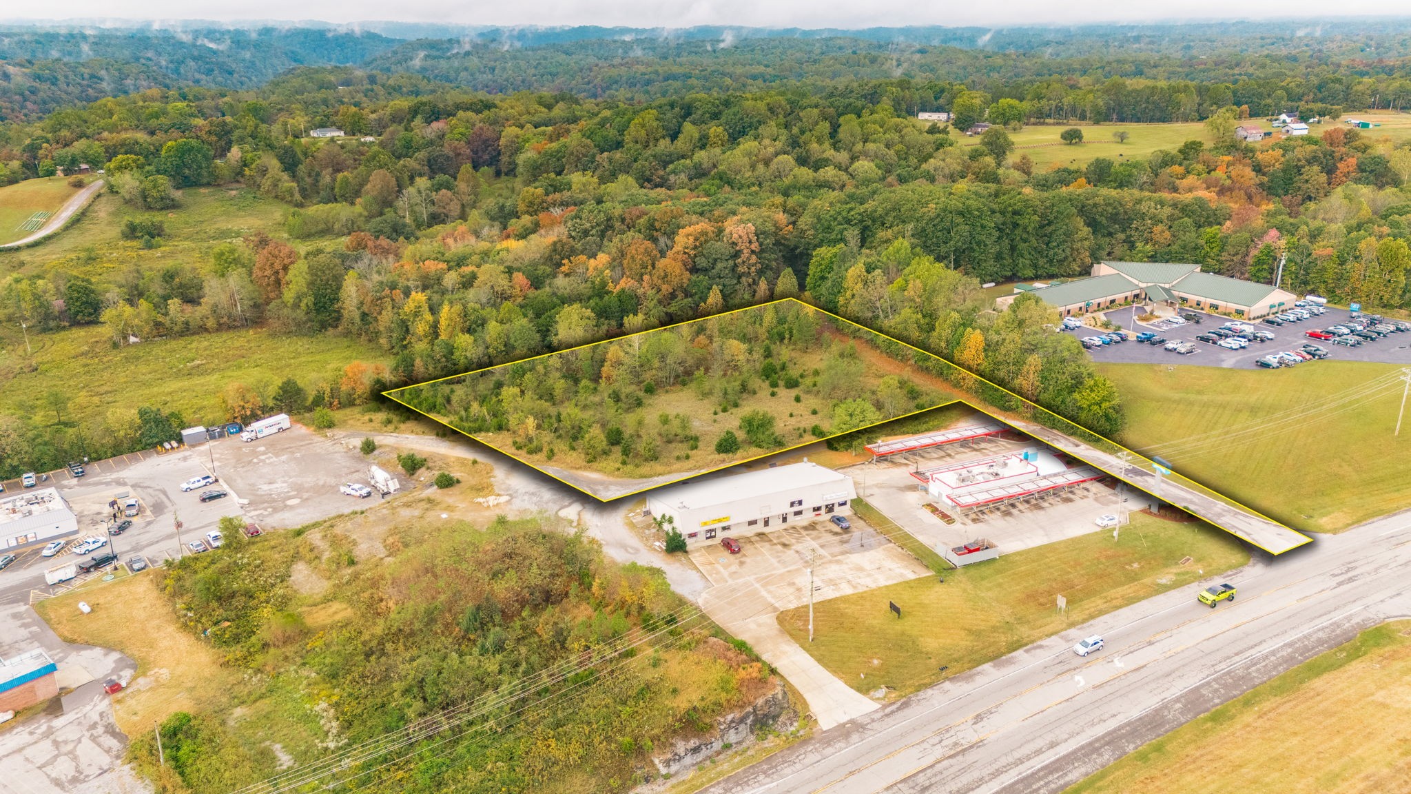 1112 New Highway 52 E Property Photo 1
